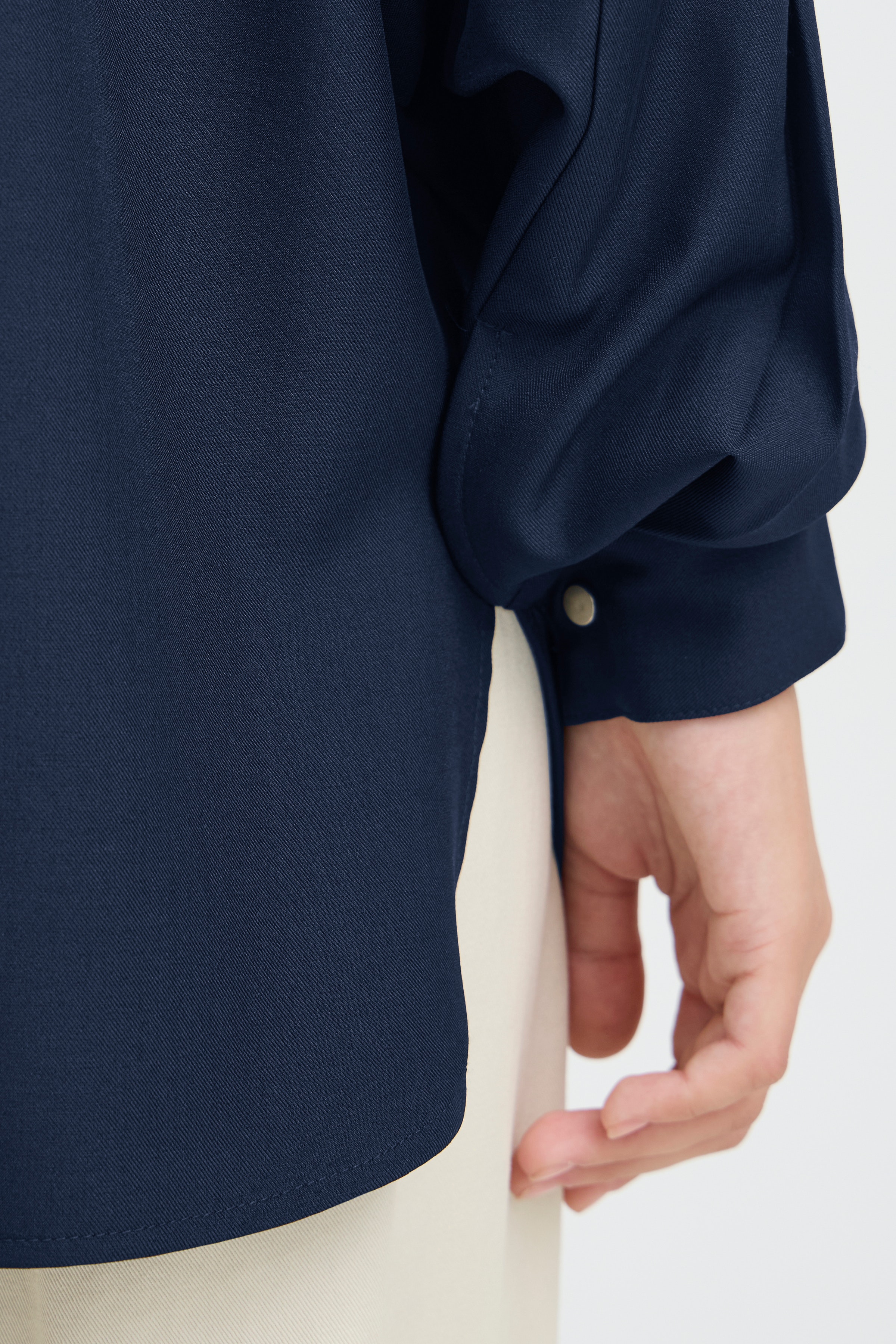 IHERINA Hemd LOOKBOOK DETAIL 20125030-194013