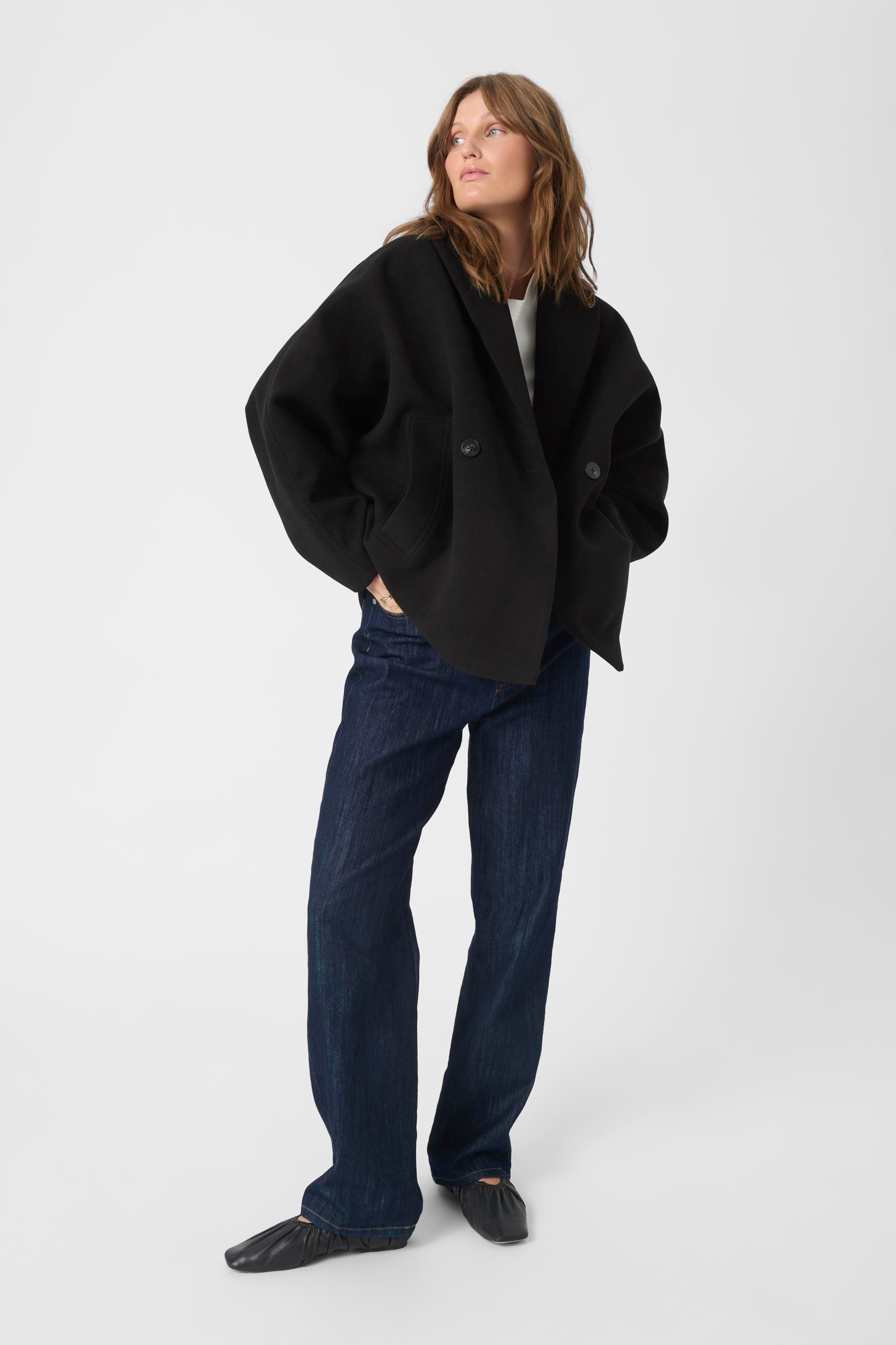 SLRubie Mantel LOOKBOOK FRONT 30408269-194008