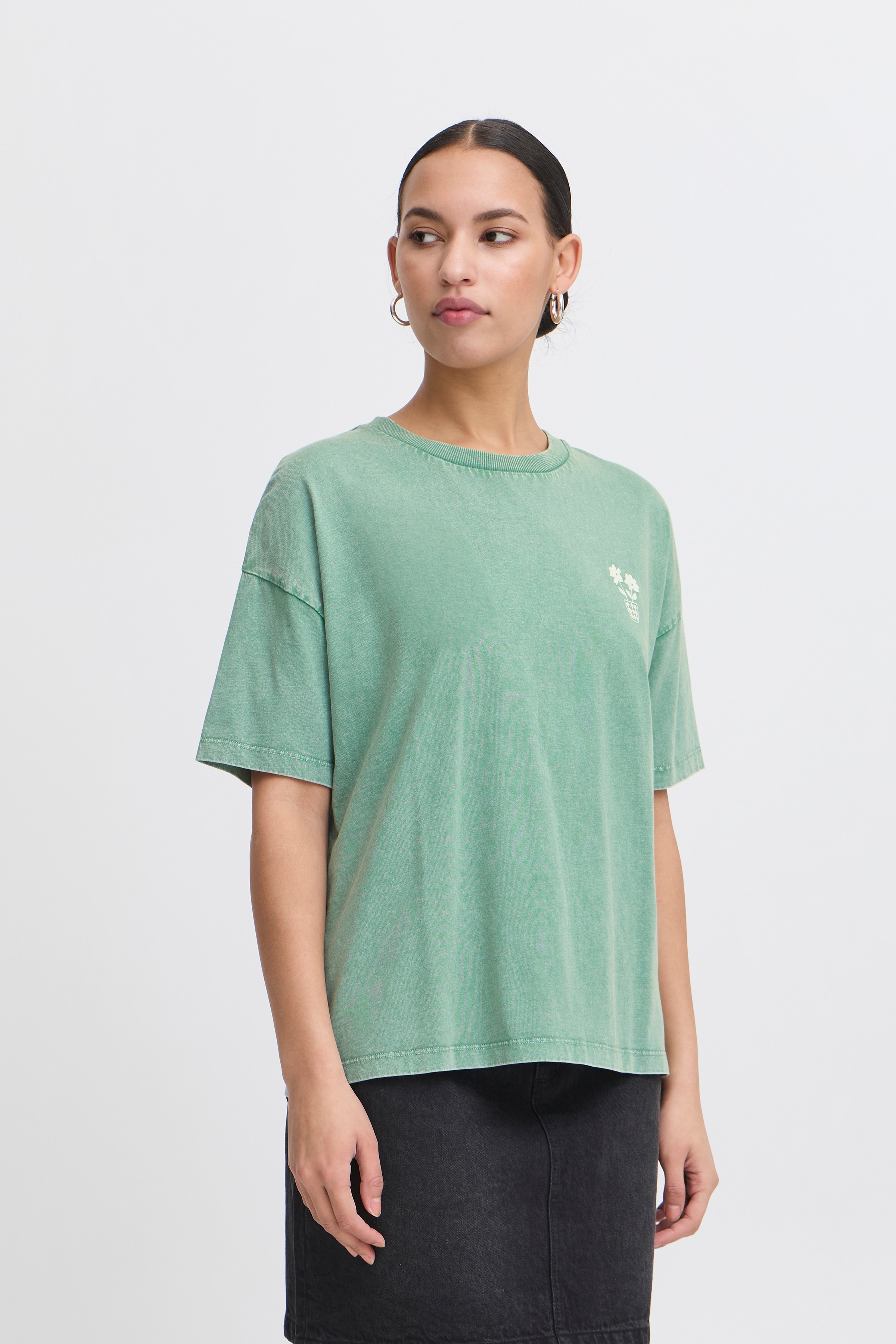 IHNABINO T-shirt LOOKBOOK FRONT 20123391-175923