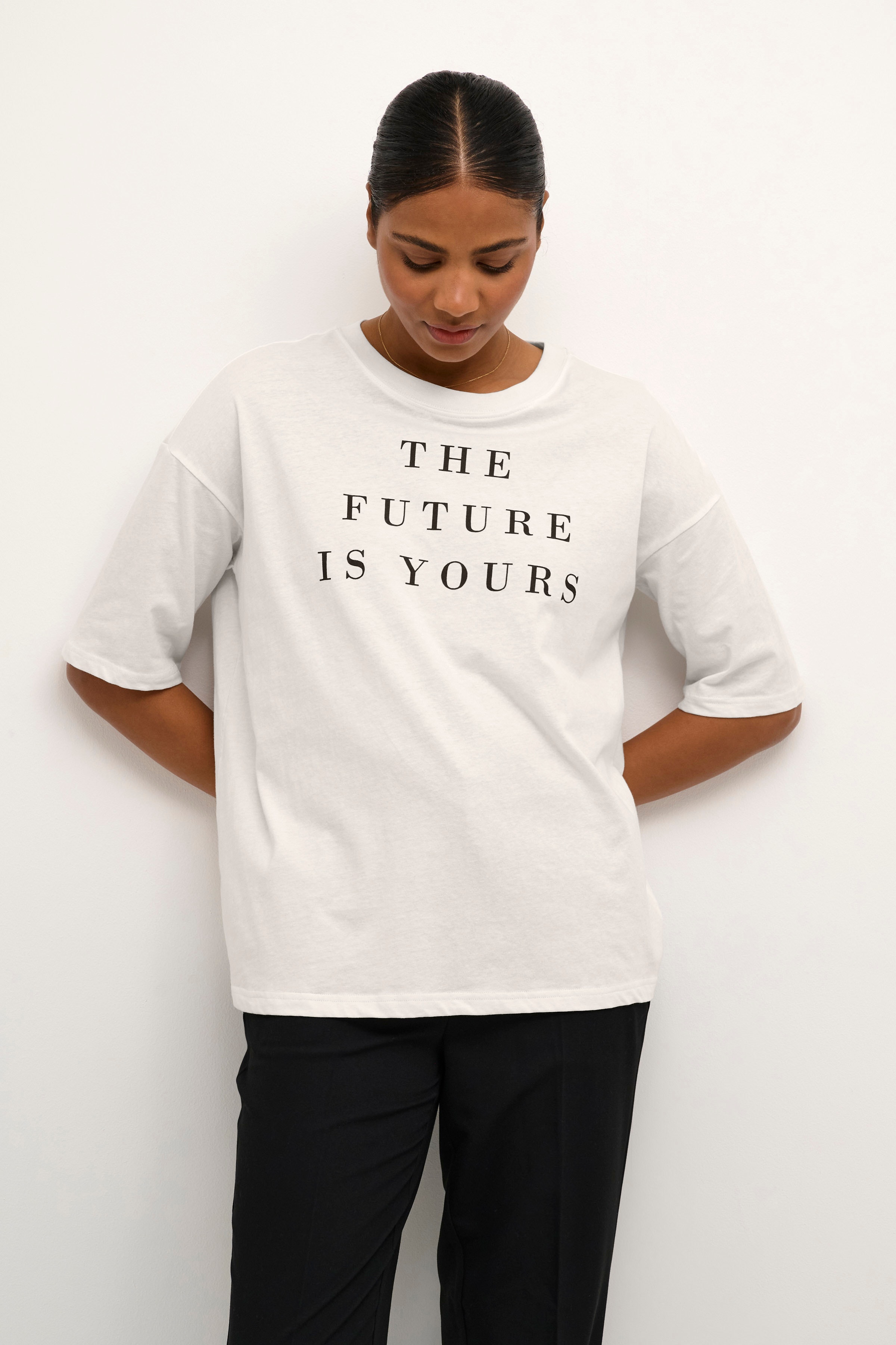 KAsonna T-shirt LOOKBOOK FRONT 10507645-110601