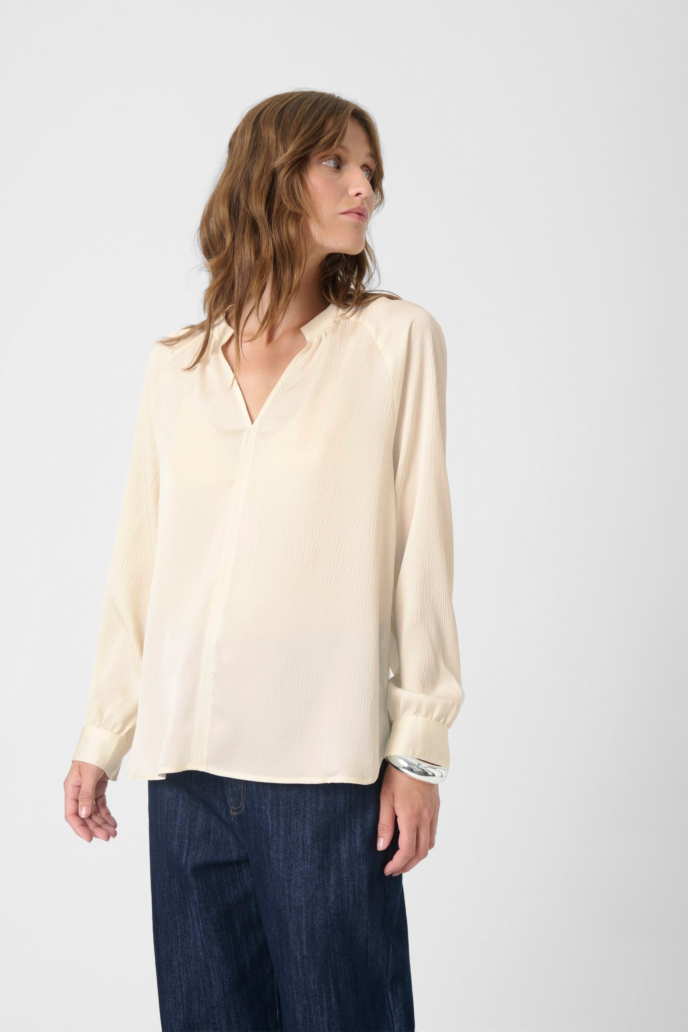 SLIoana Blouse LOOKBOOK FRONT 30407197-110701
