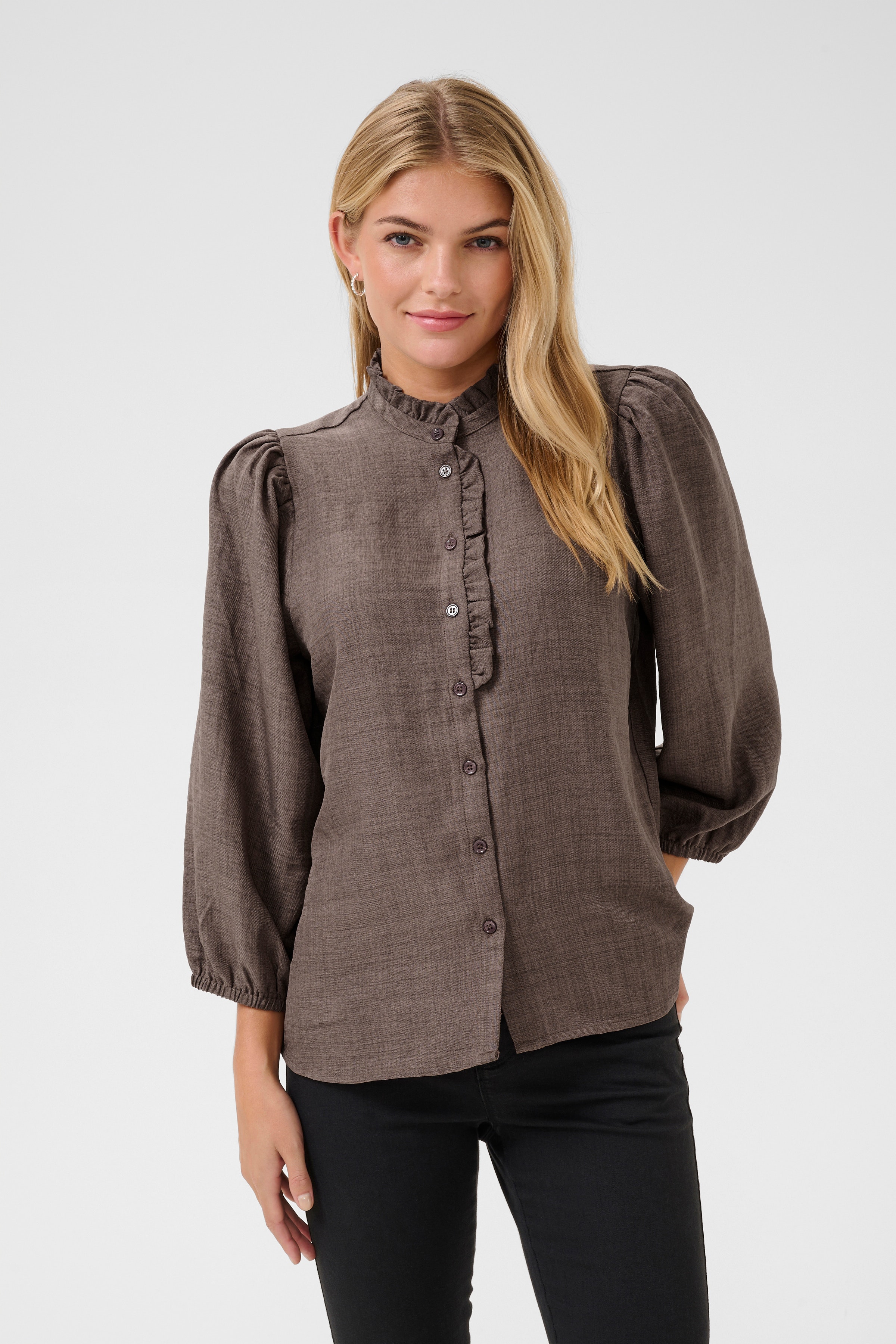 KAellen Blouse LOOKBOOK FRONT 10510302-107972