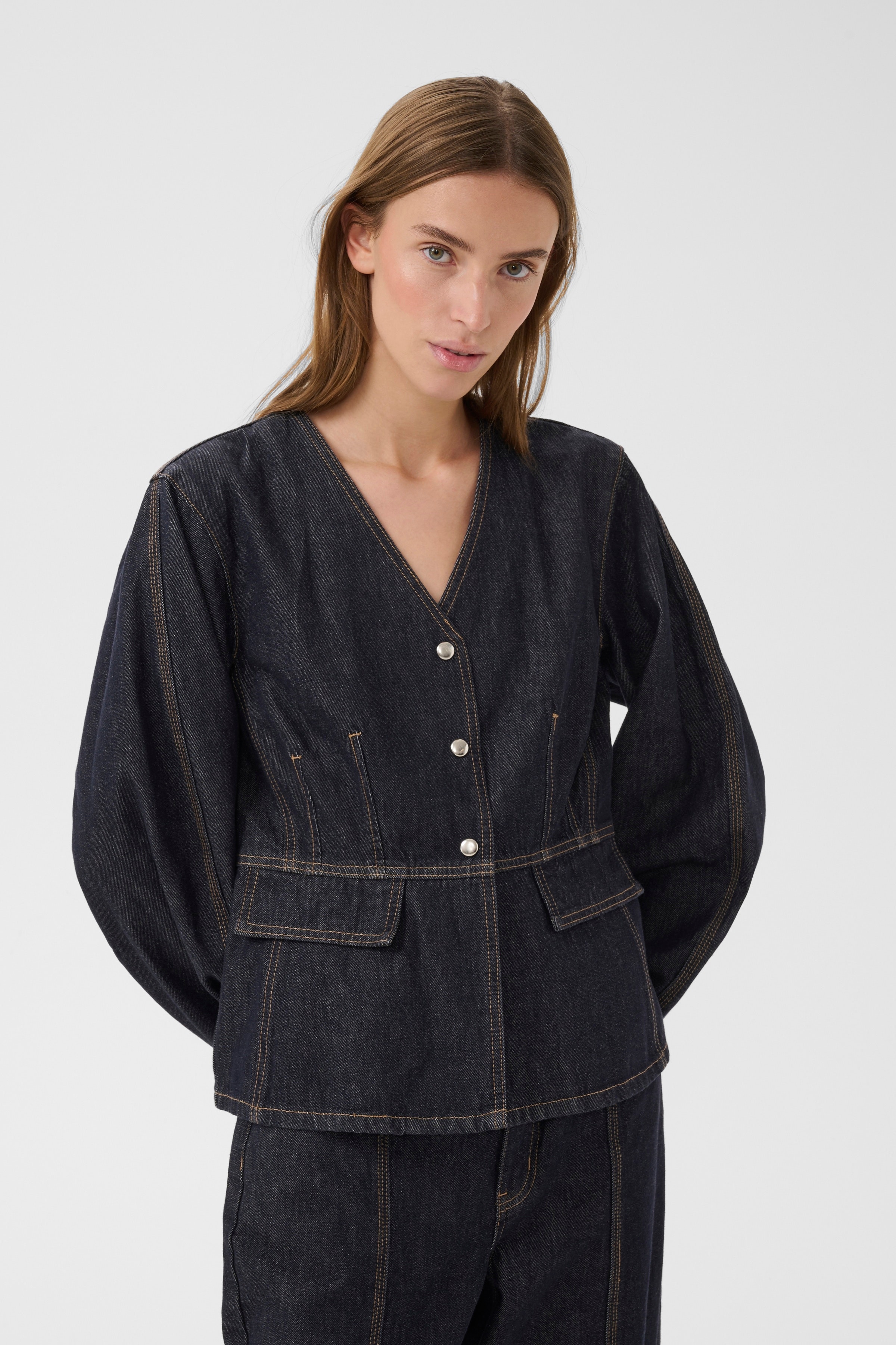 KBEvette Blazer LOOKBOOK FRONT 10105840-103368