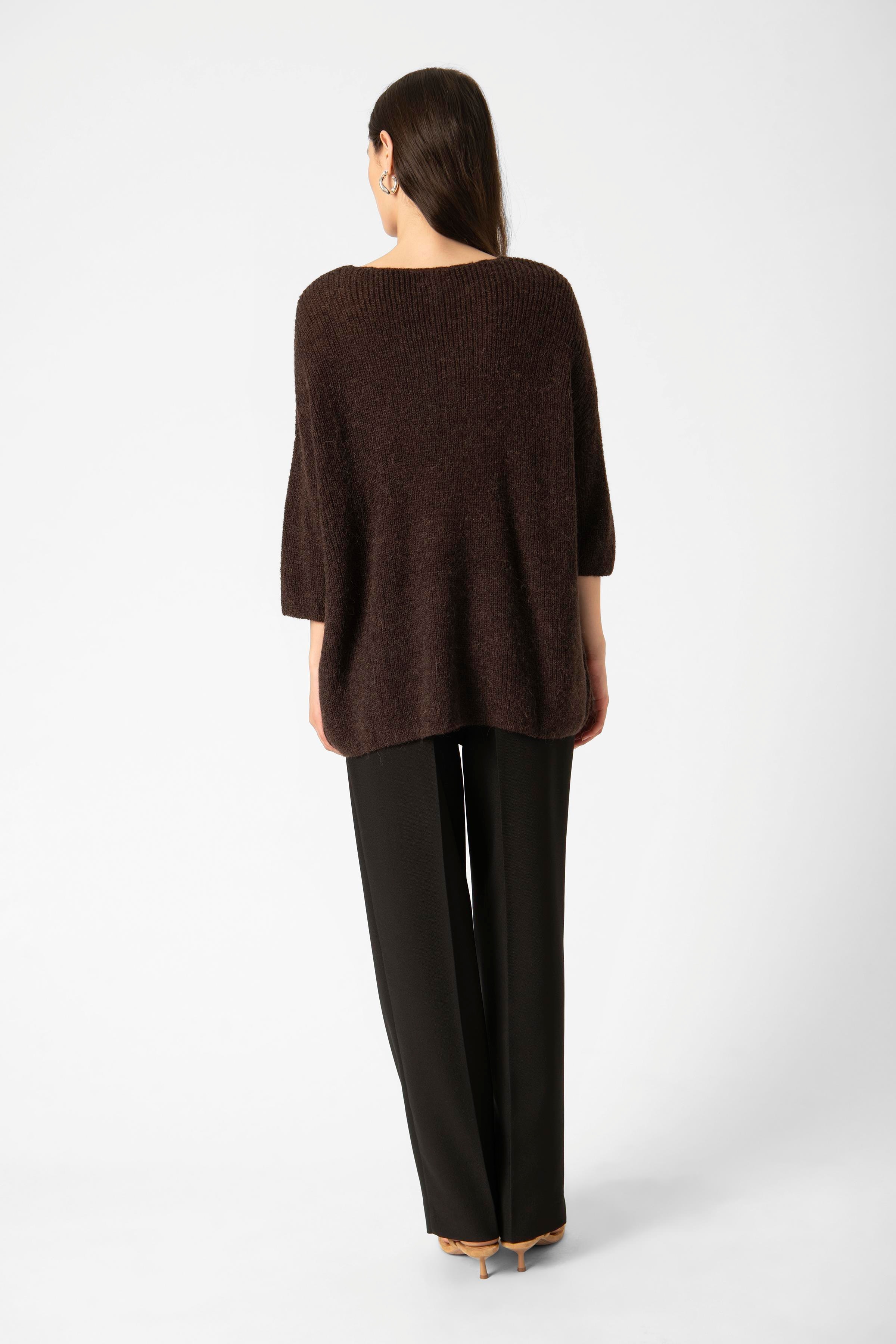 Tuesday Pullover LOOKBOOK BACK 30400427-191109