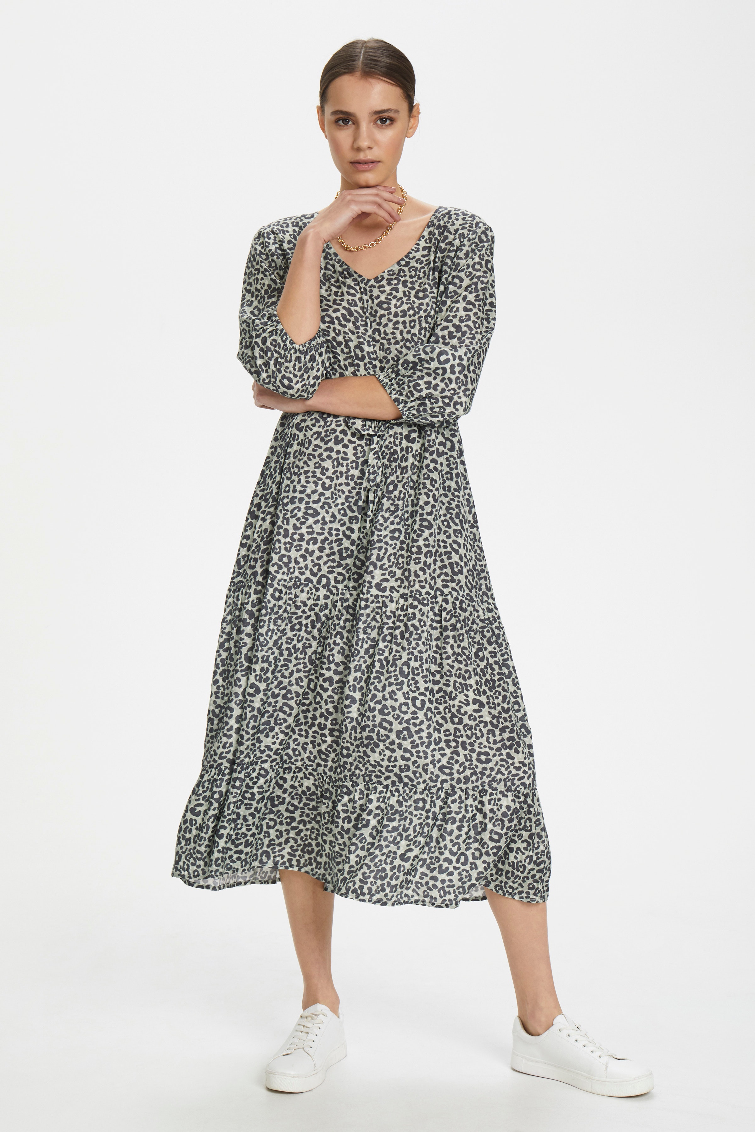 Kleid LOOKBOOK FRONT 10650512-100546