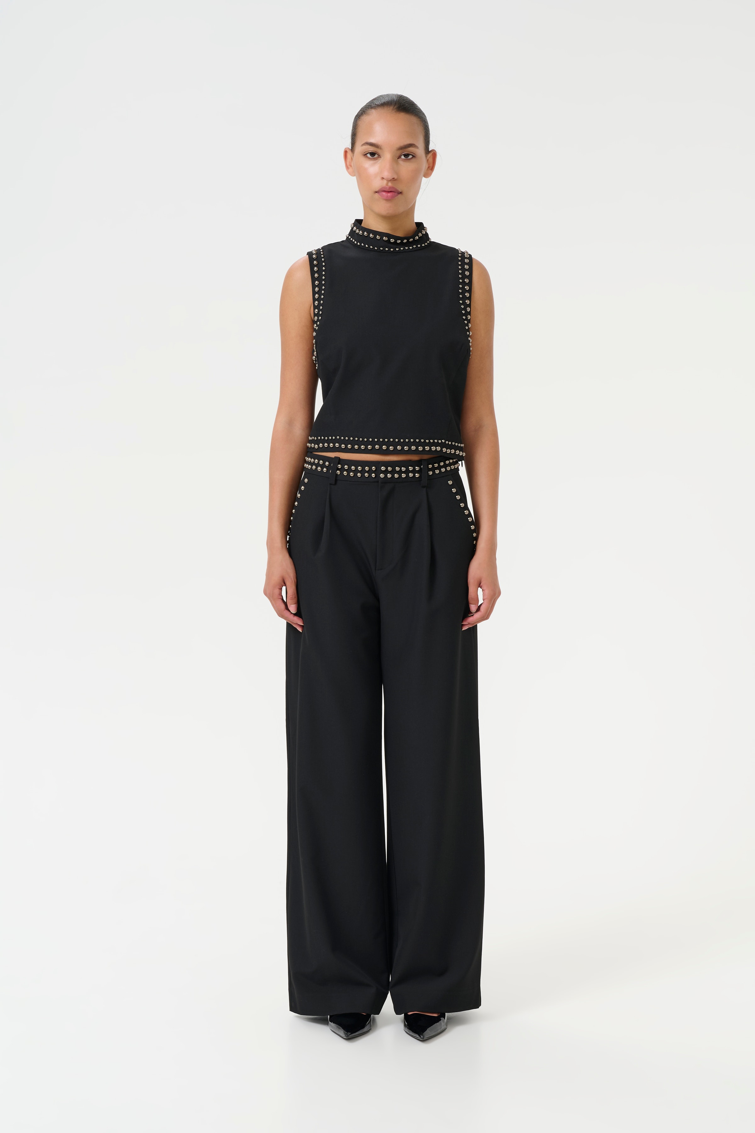 PhoebeGZ Trousers LOOKBOOK FRONT 10909624-100017