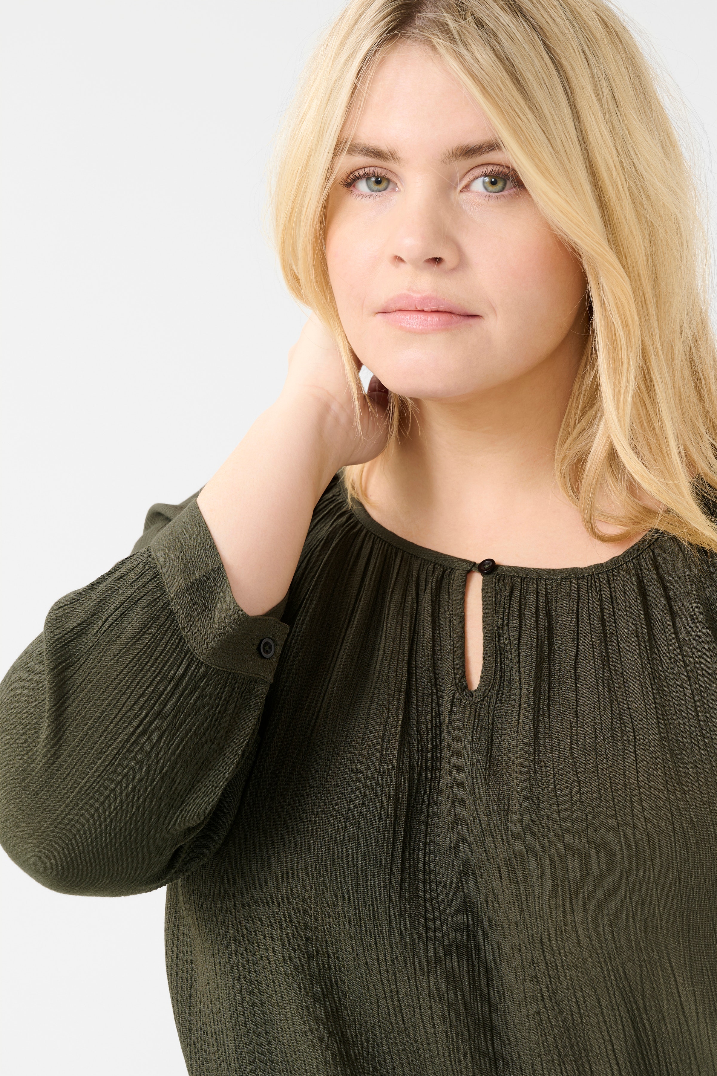 KCami Tunika LOOKBOOK DETAIL 10580003-190414