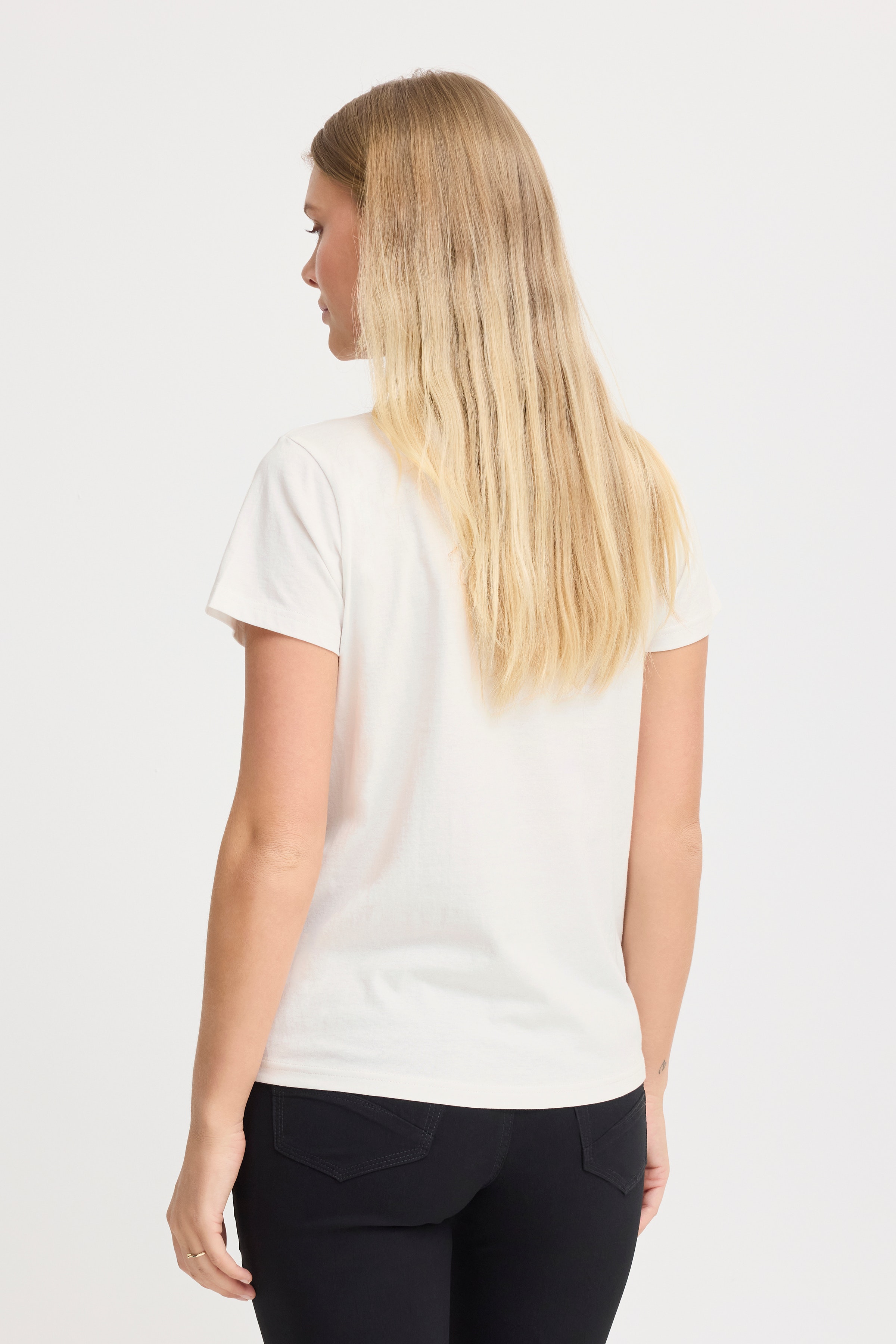FRMAYRA T-shirt LOOKBOOK FRONT 20615724-201237