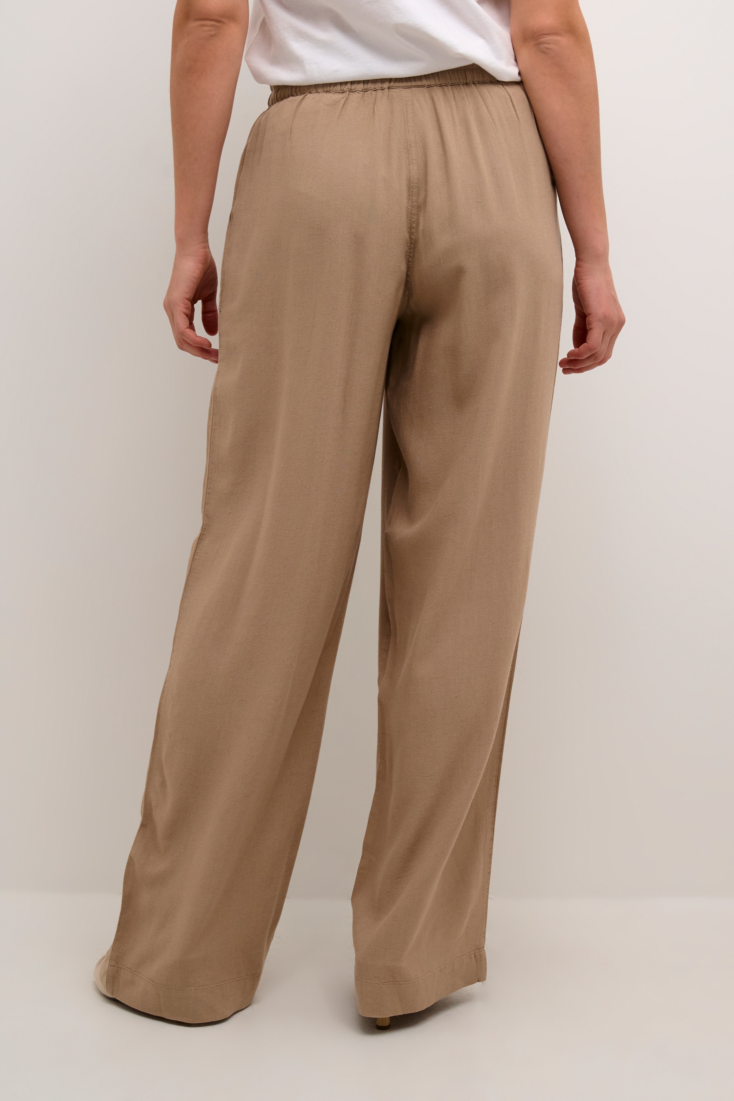 KAmilia Linen trousers LOOKBOOK BACK 10508314-171109