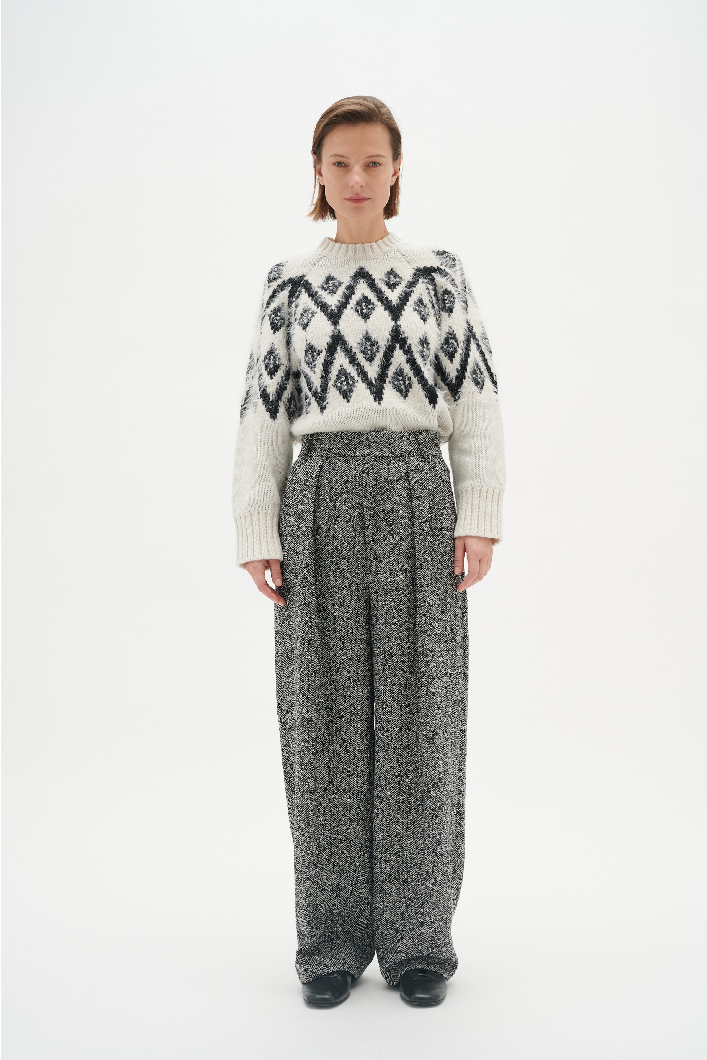 BlizIW Pullover LOOKBOOK FRONT 30108773-300027