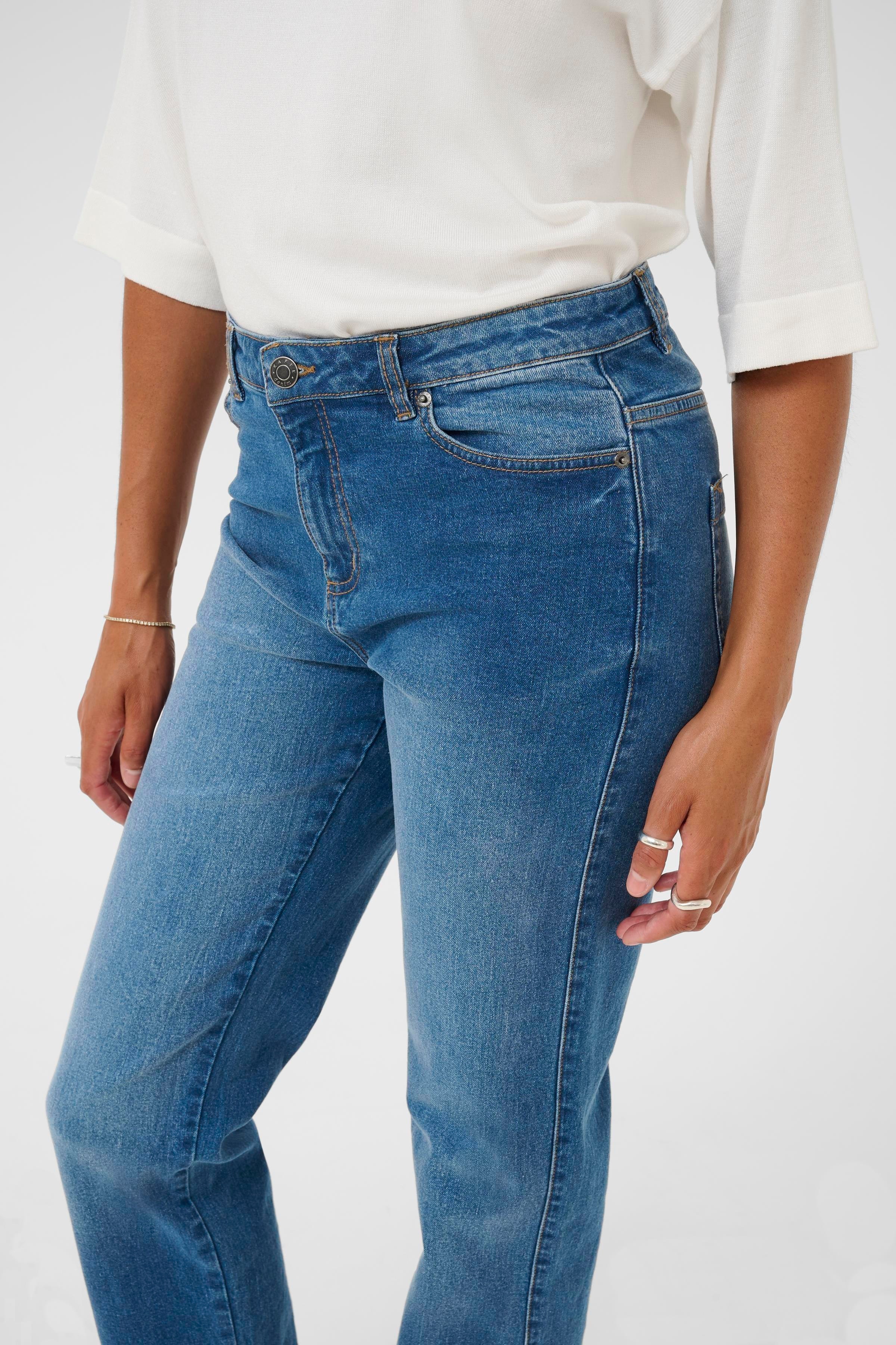 KAmaris Jeans LOOKBOOK DETAIL 10510727-102272