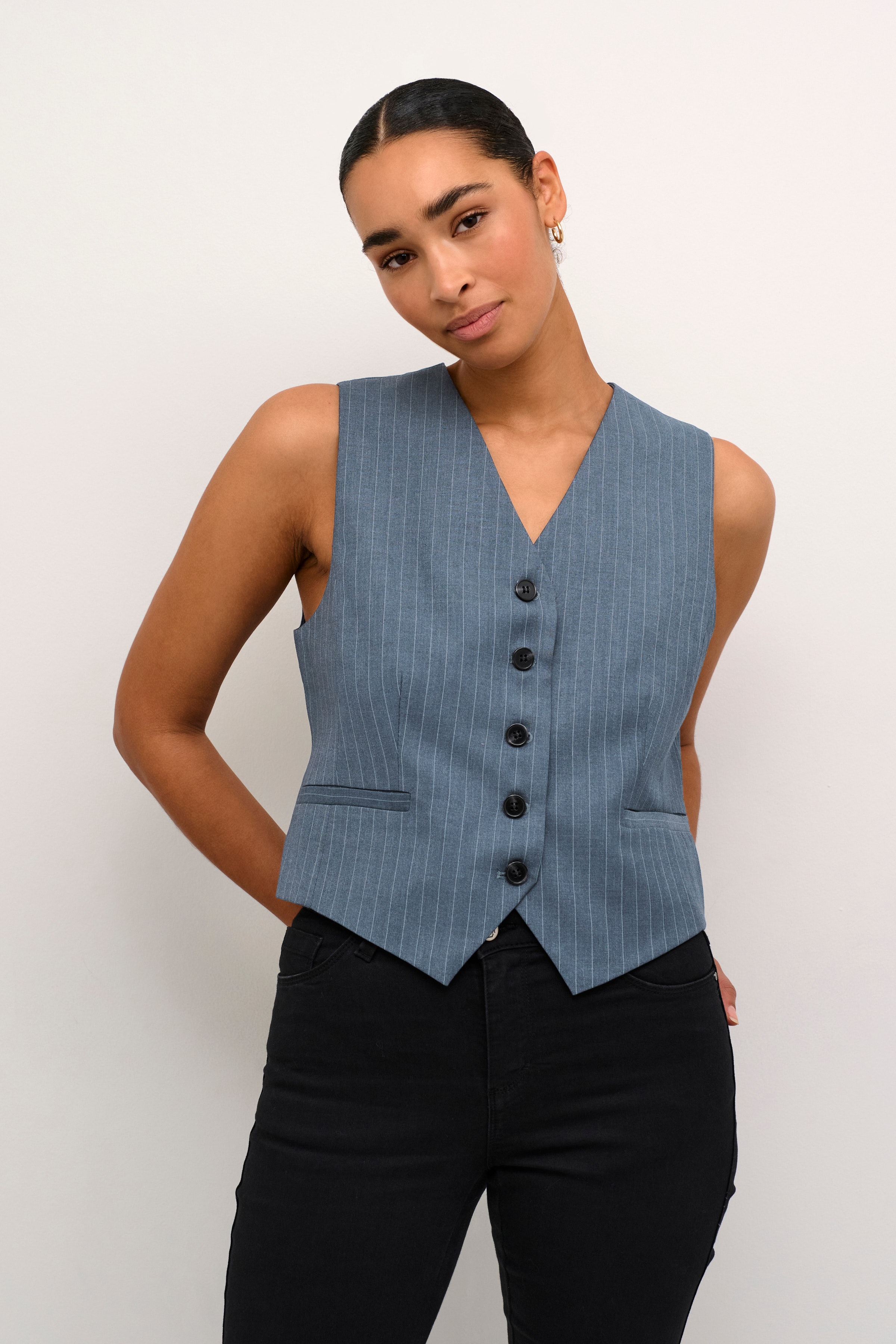 KAulrikke Waistcoat LOOKBOOK FRONT 10552320-106305