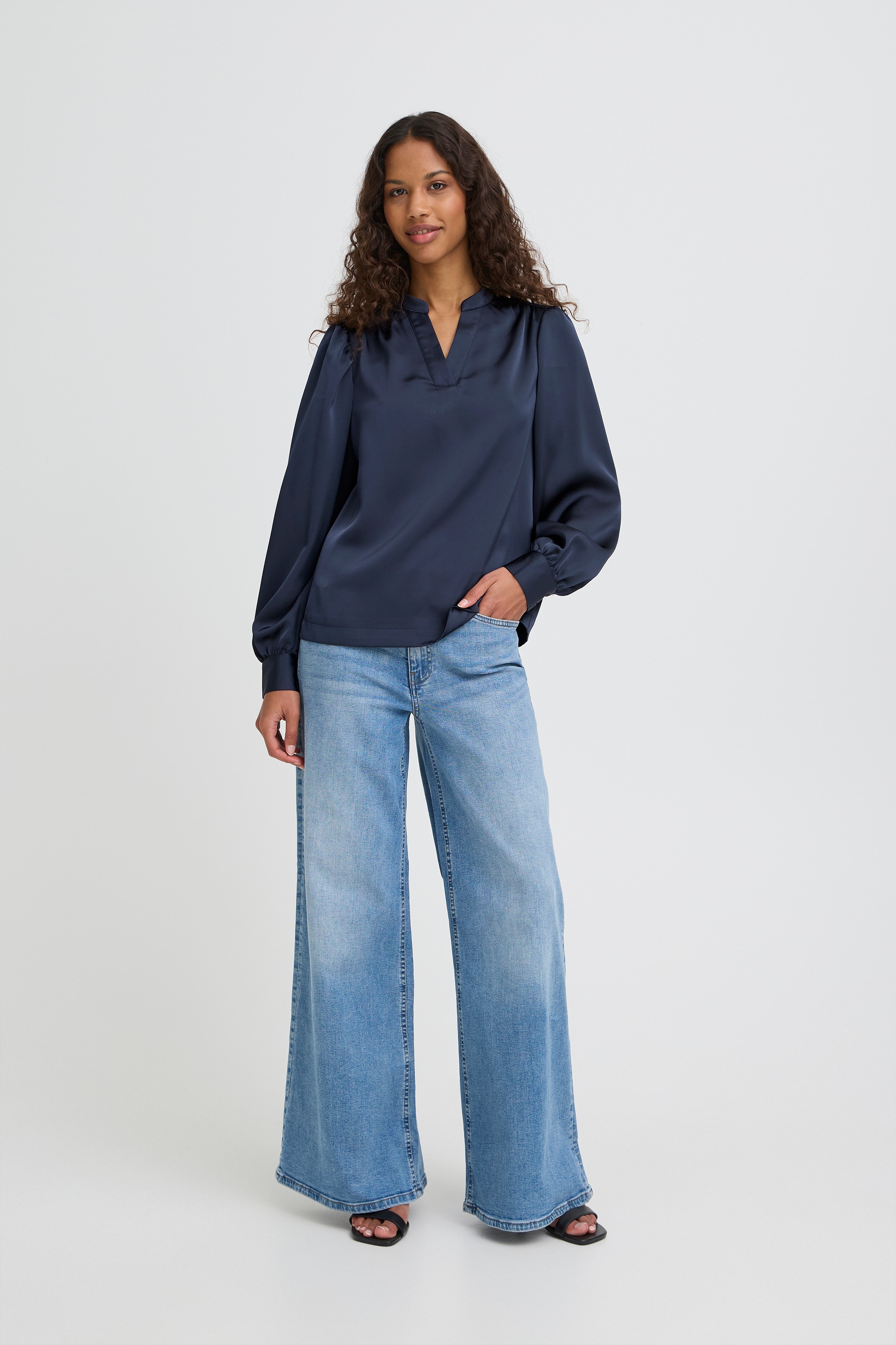 IHLETTA Blouse LOOKBOOK FRONT 20125133-194010