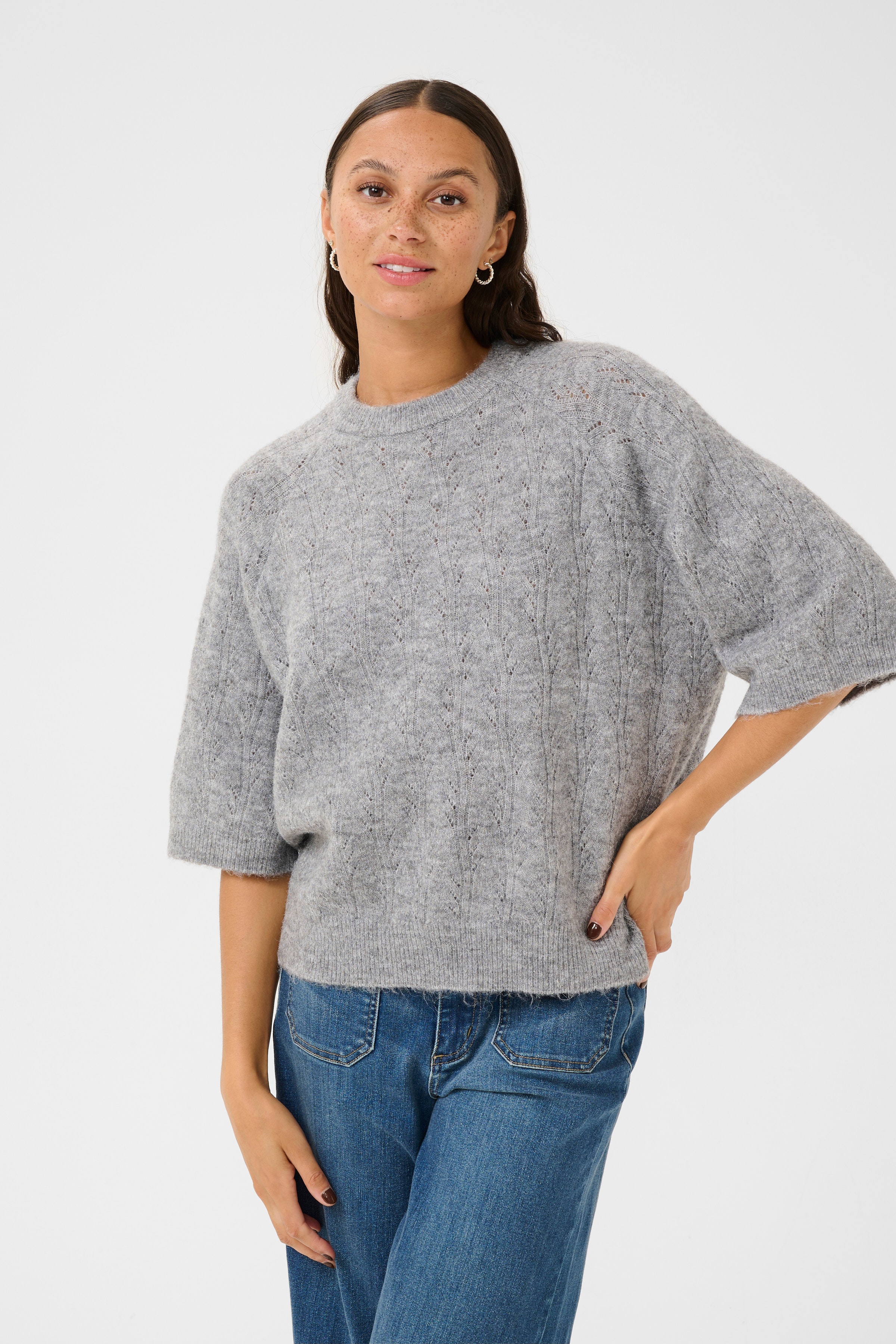 KAtella Pullover LOOKBOOK FRONT 10509496-100123