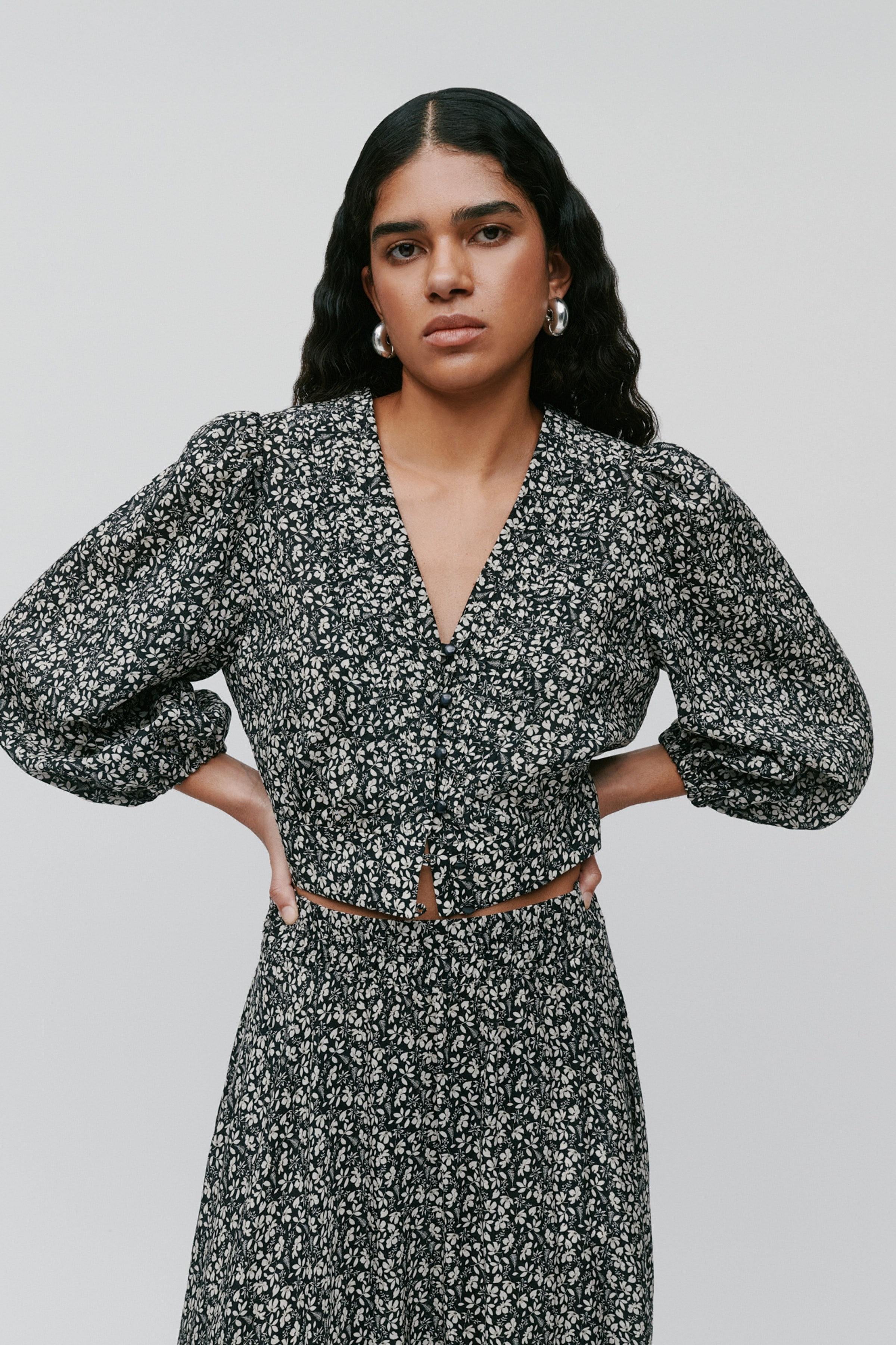 ENRICA Bluse LOOKBOOK FRONT 30600478-MC2156