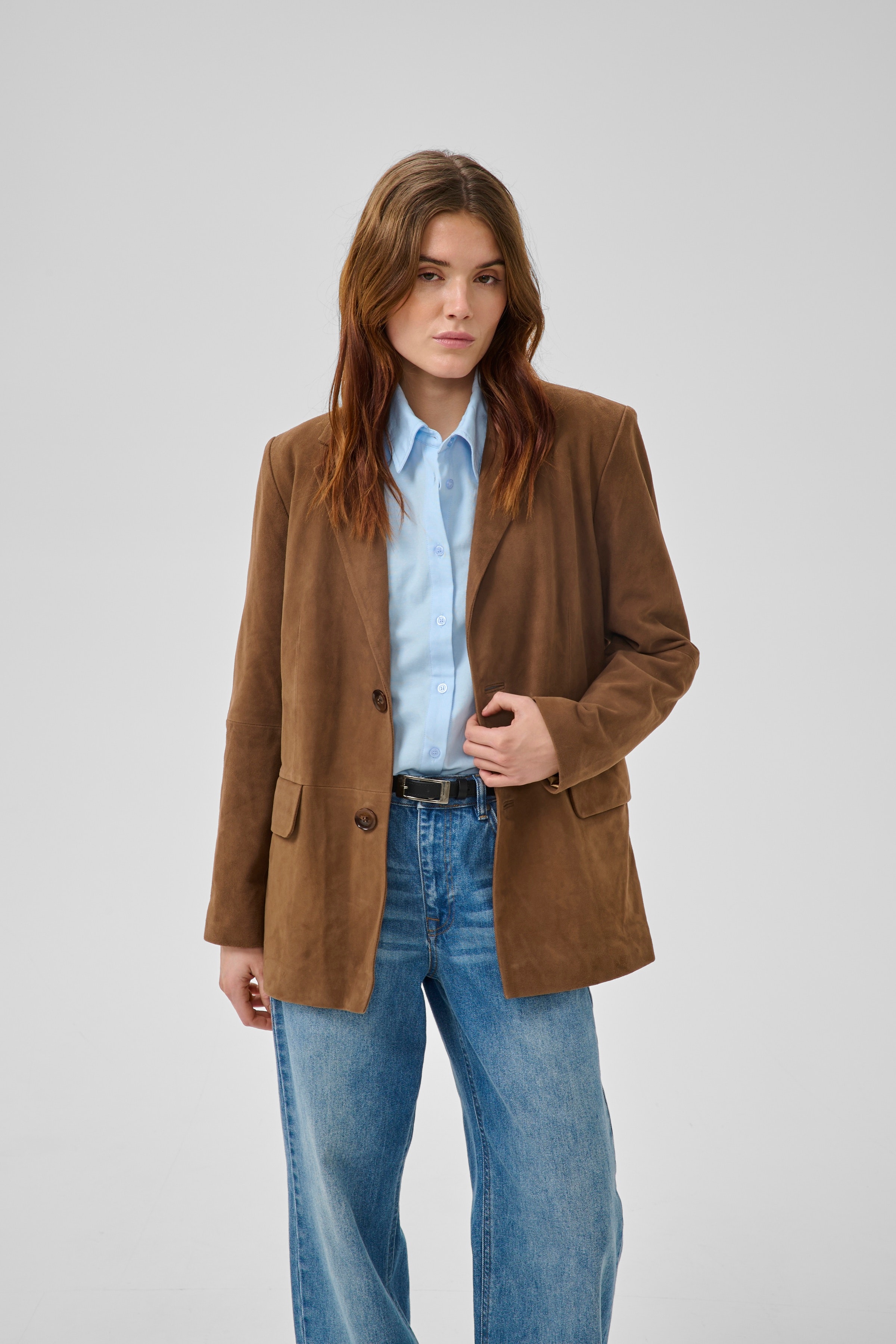 TaraMW Wildleder-Blazer LOOKBOOK FRONT 10705298-108673