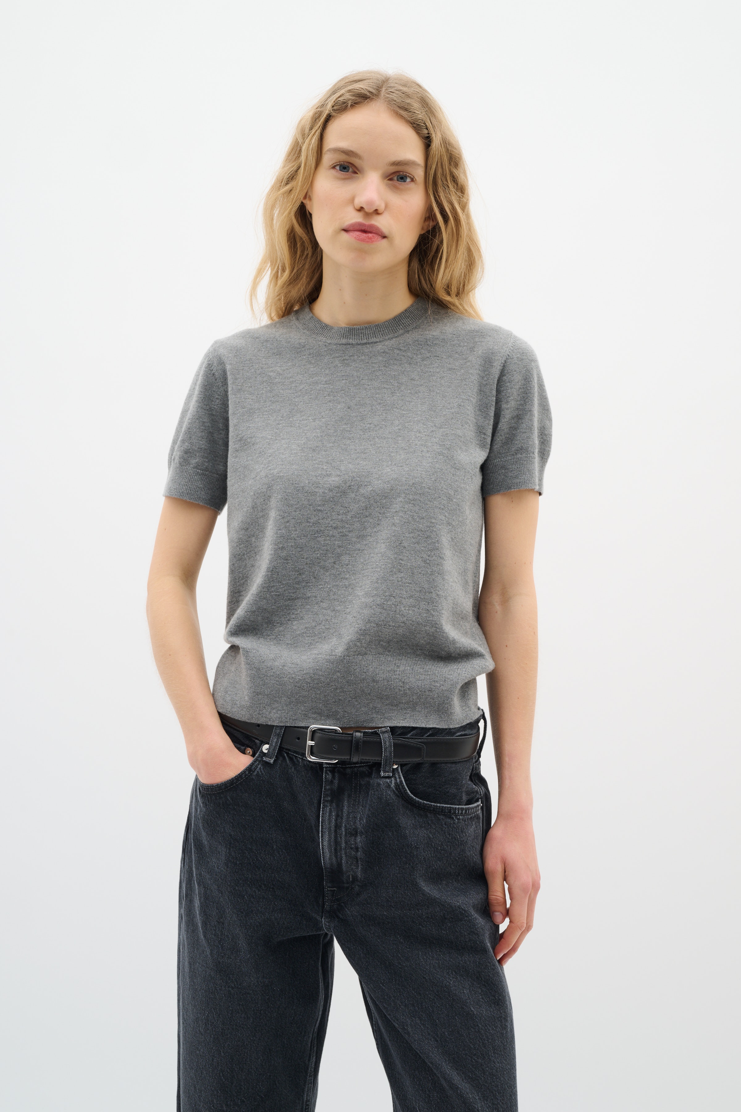 KellsieIW Pullover LOOKBOOK FRONT 30109743-301744