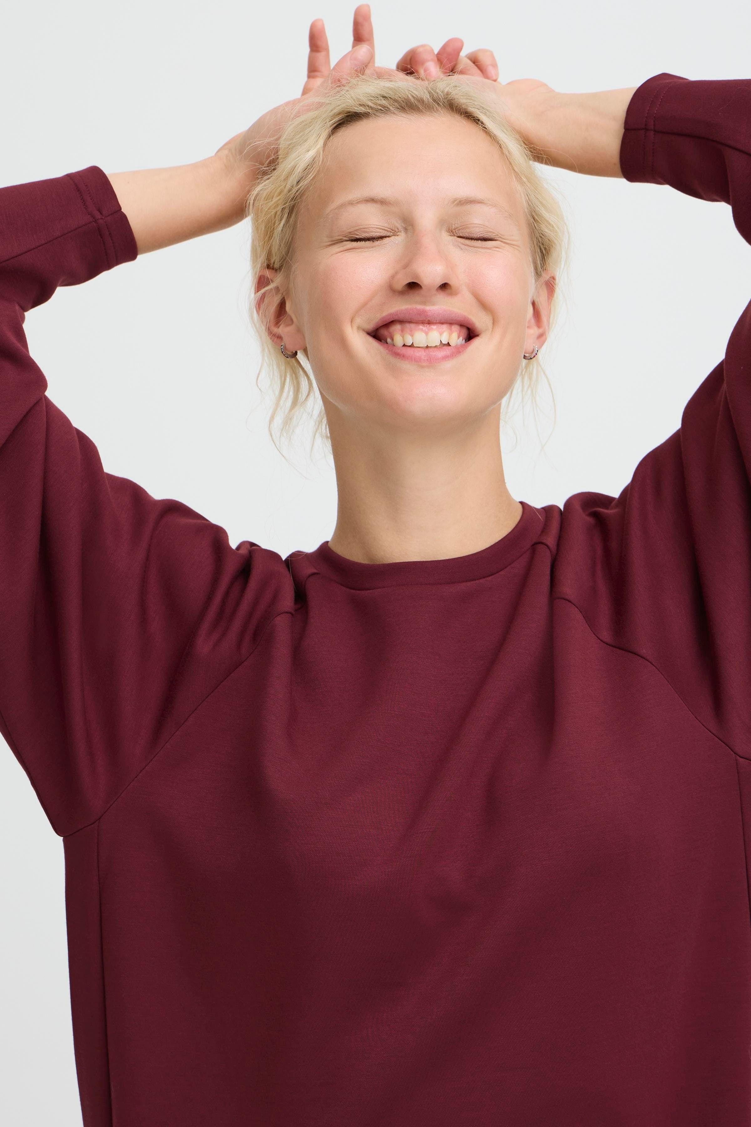 BYPUSTI Kjole LOOKBOOK DETAIL 20818050-191627