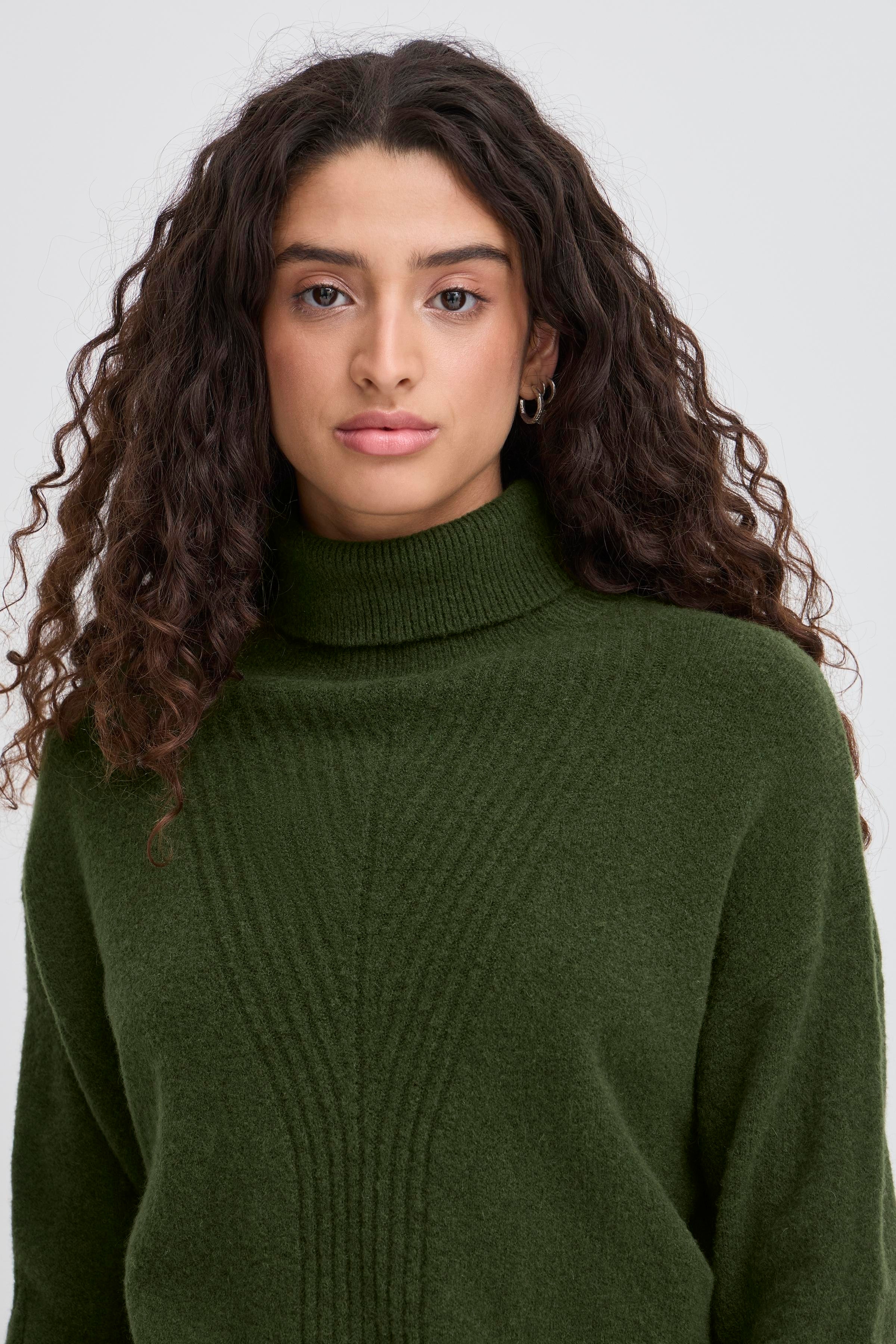 IHDASILA Pullover LOOKBOOK DETAIL 20124213-190419