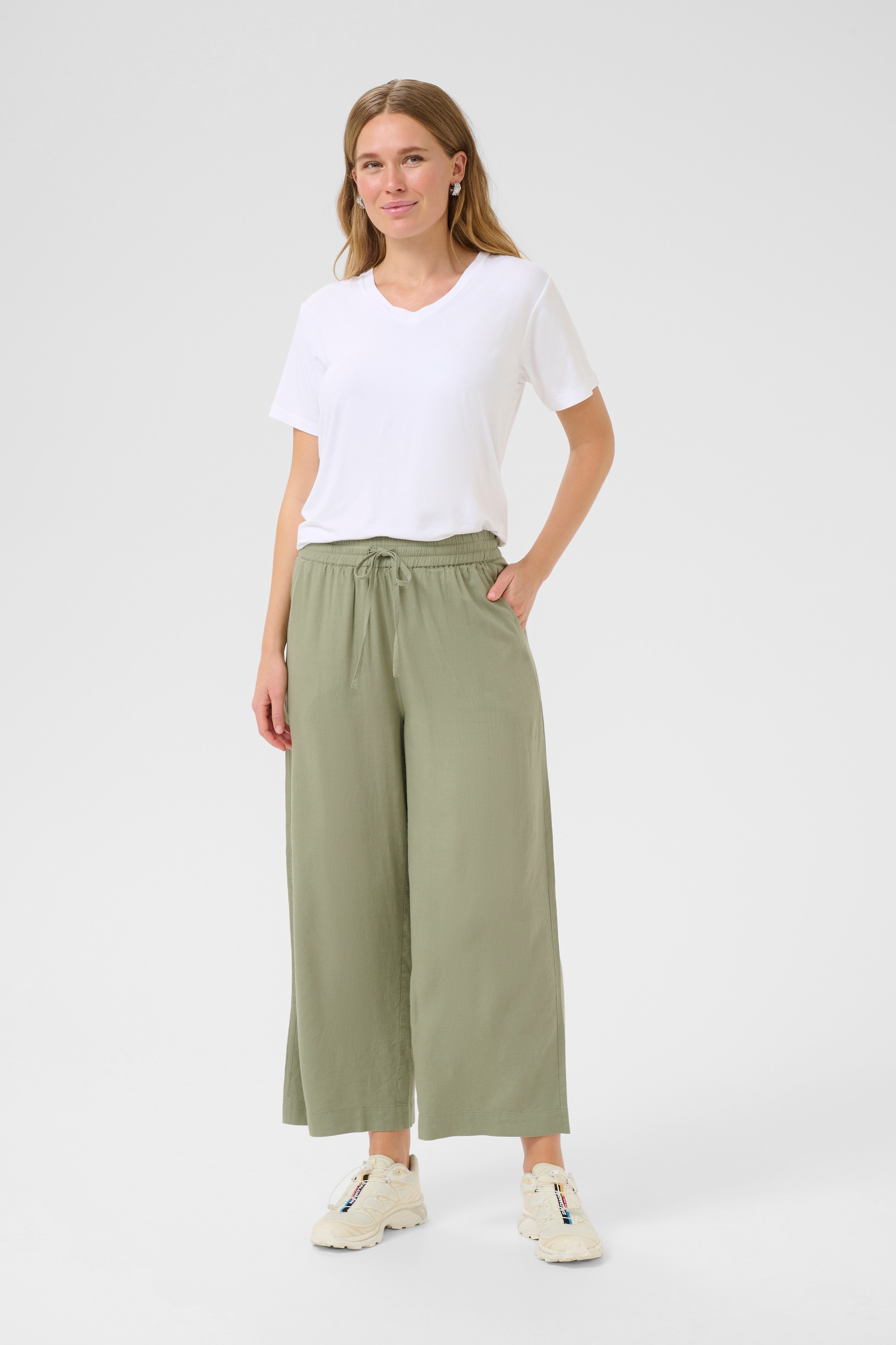KAmilia Linen Trousers LOOKBOOK FRONT 10509666-170115