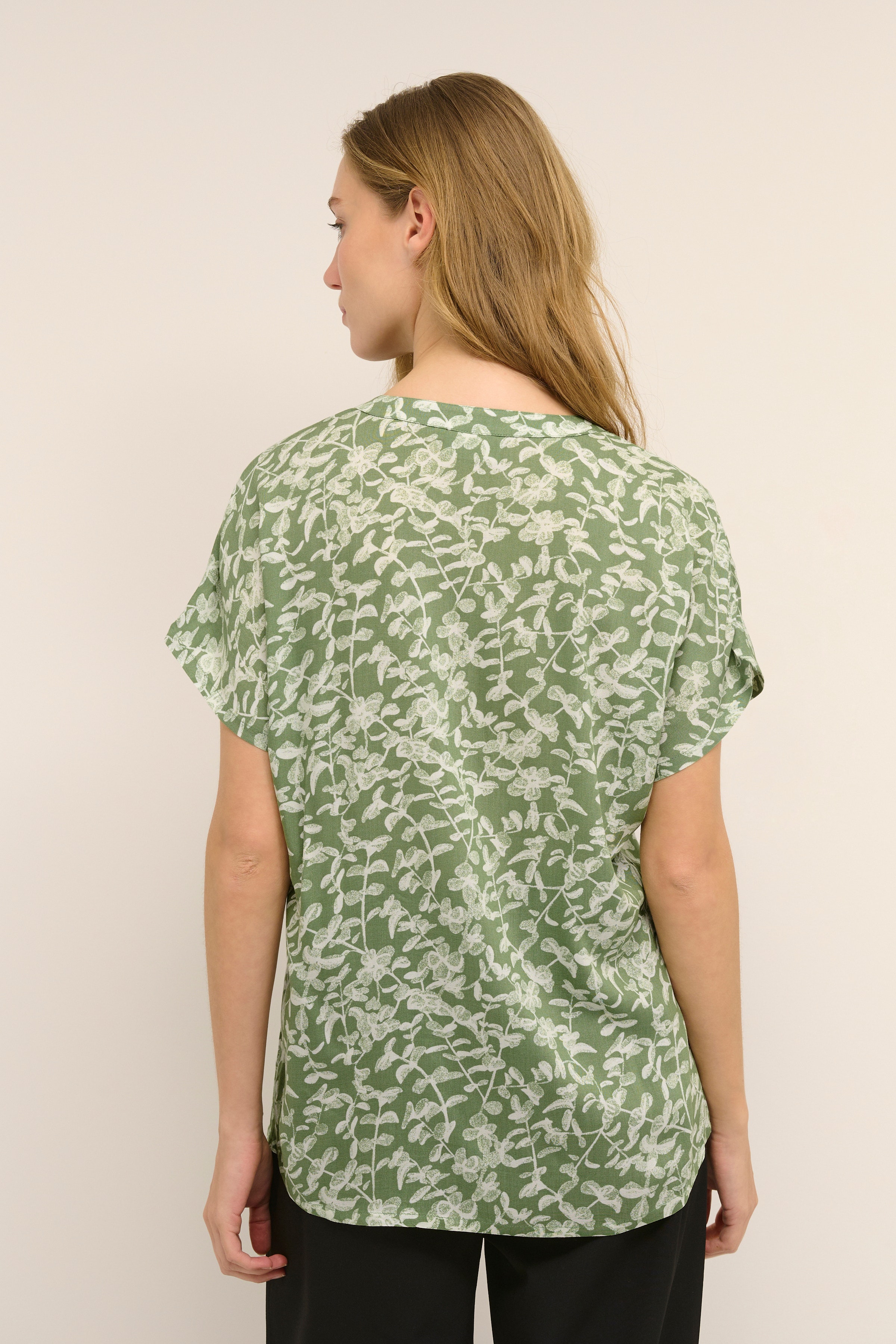 Blouse LOOKBOOK BACK 10552084-103670