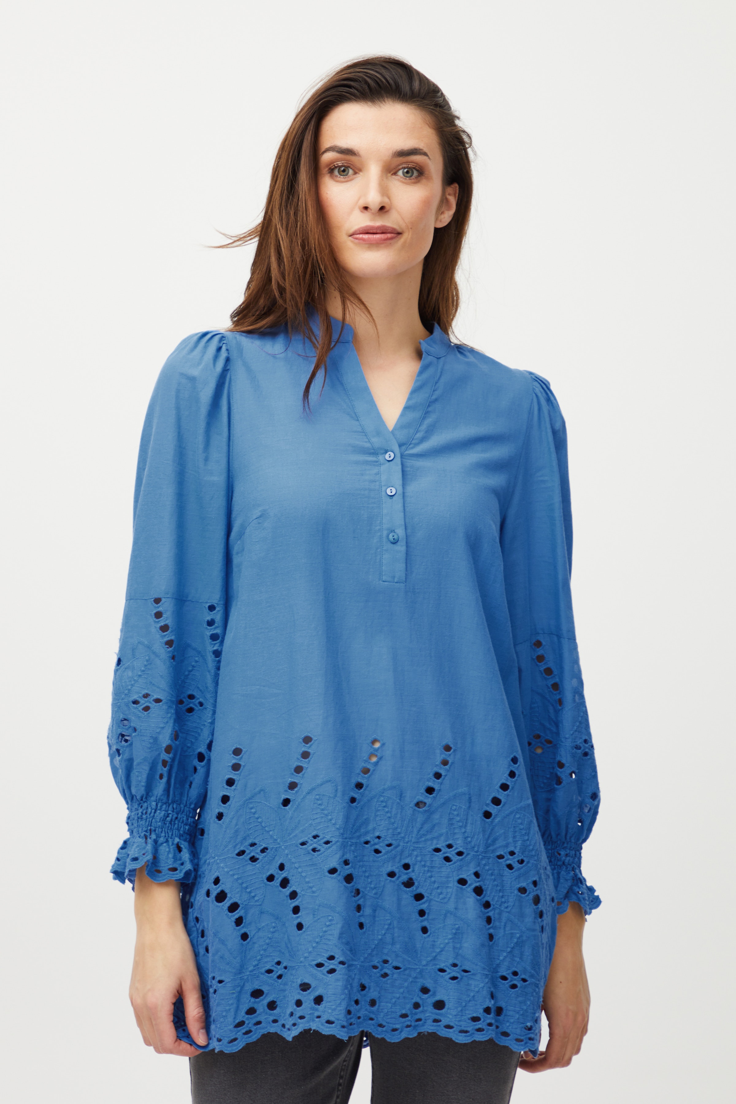 PZKARLA Bluse LOOKBOOK FRONT 50207839-173936