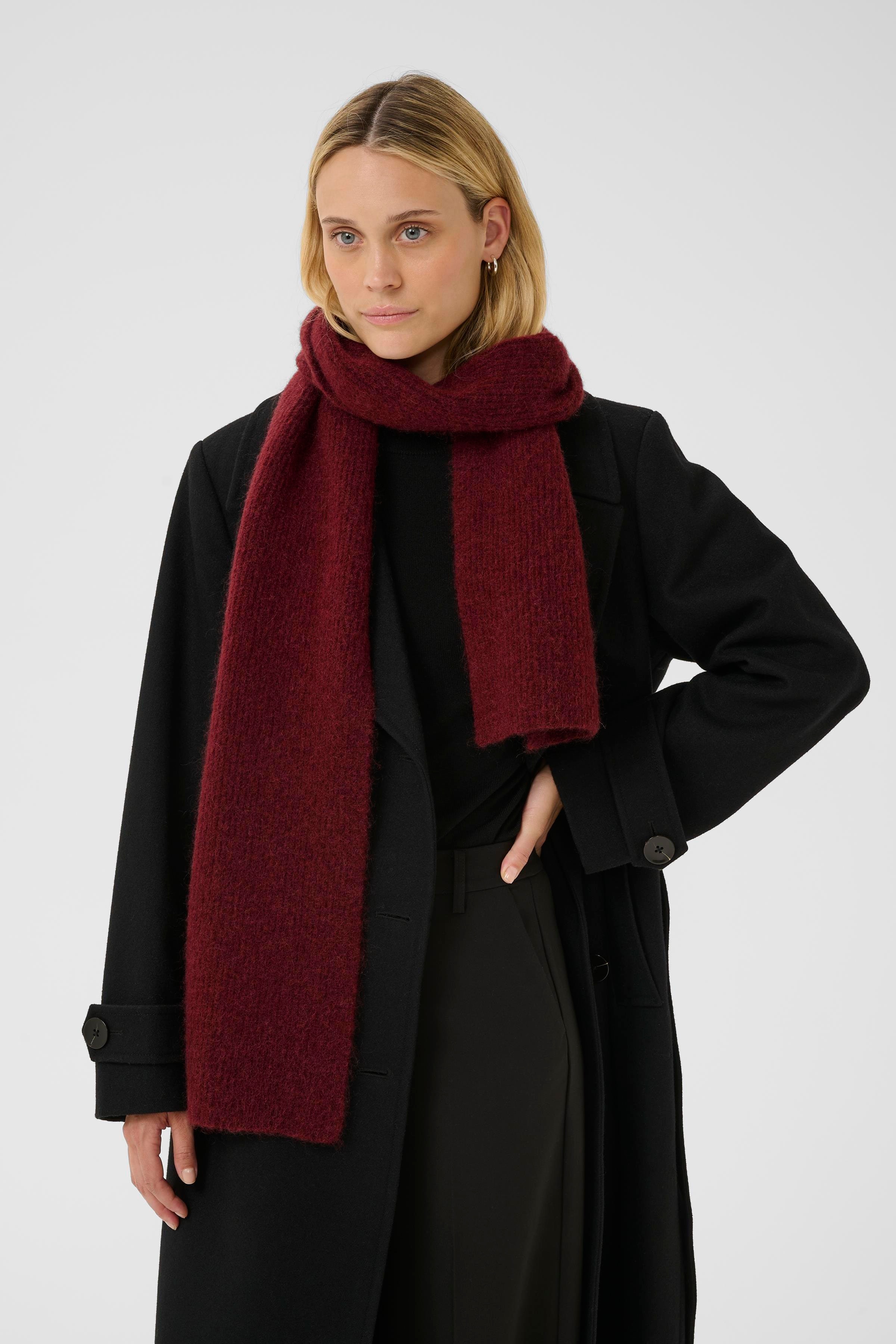 SveaPW Tørklæde LOOKBOOK FRONT 30309892-191725