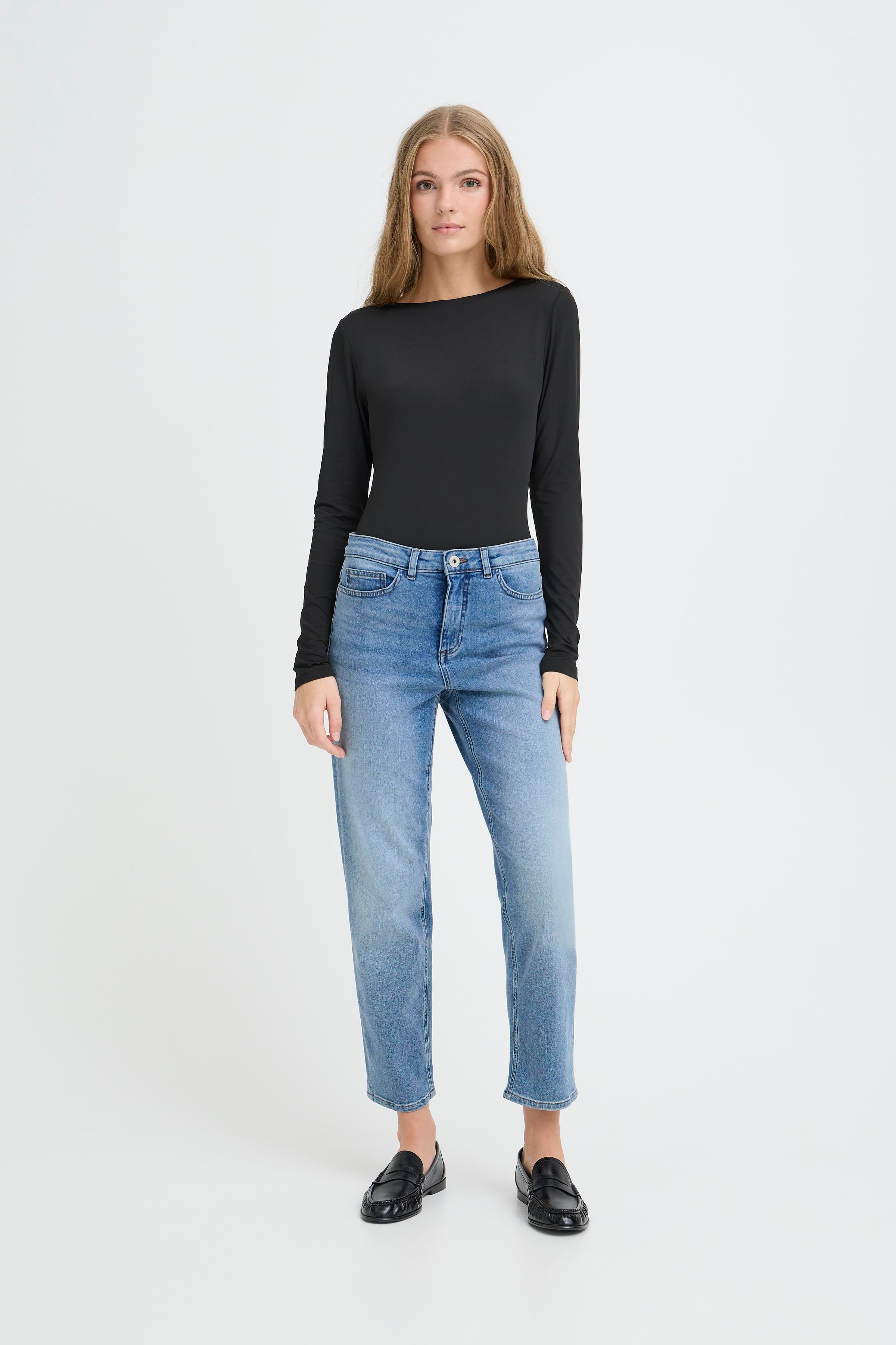 IHTWIGGY RAVEN Jeans LOOKBOOK FRONT 20110967-19044