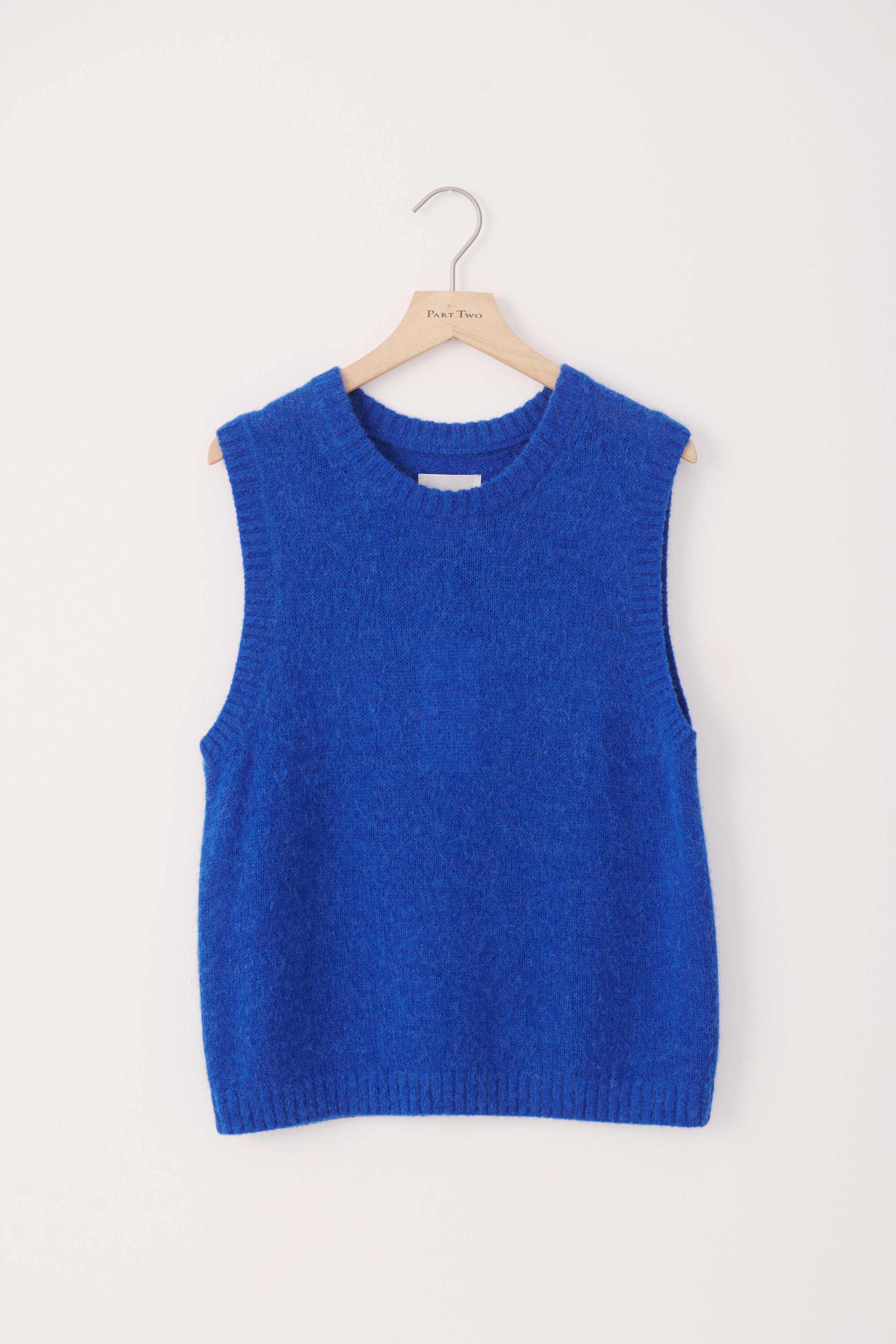 KatalinaPW Vest LOCATION NONE 30307133-194058