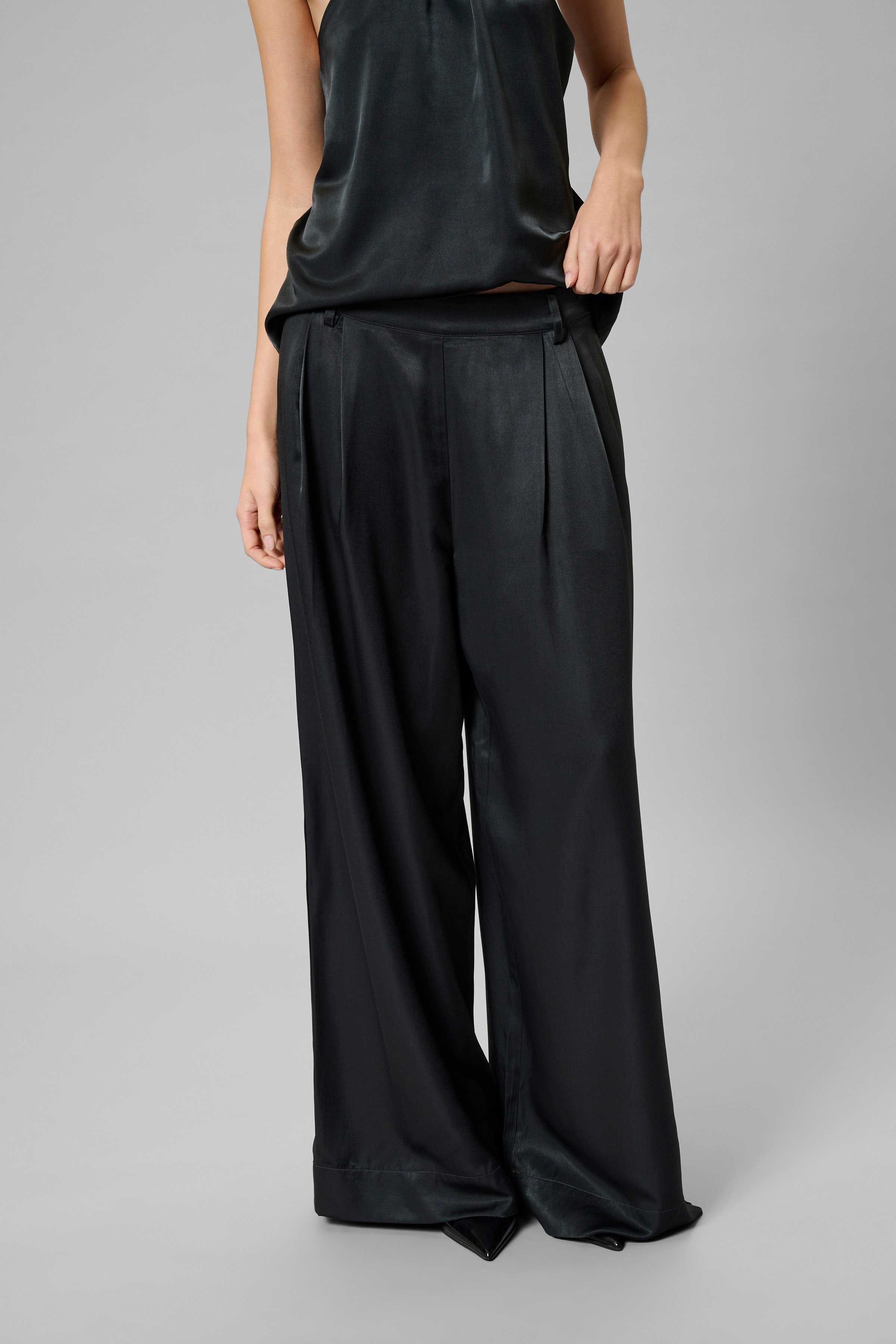 MWEstelle Byxor LOOKBOOK FRONT 10705346-190201