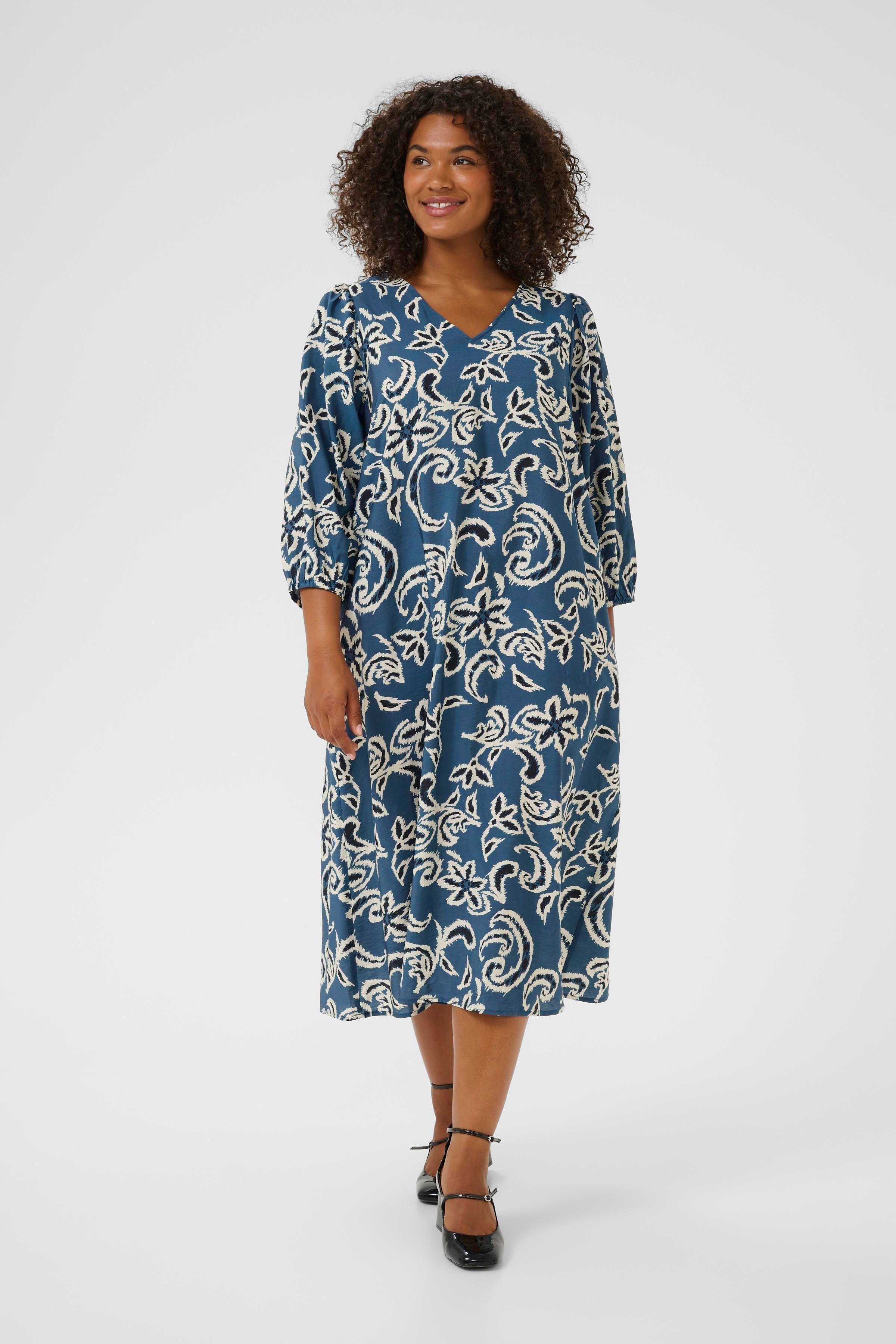 KCmahlia Kleid LOOKBOOK FRONT 10583610-108221