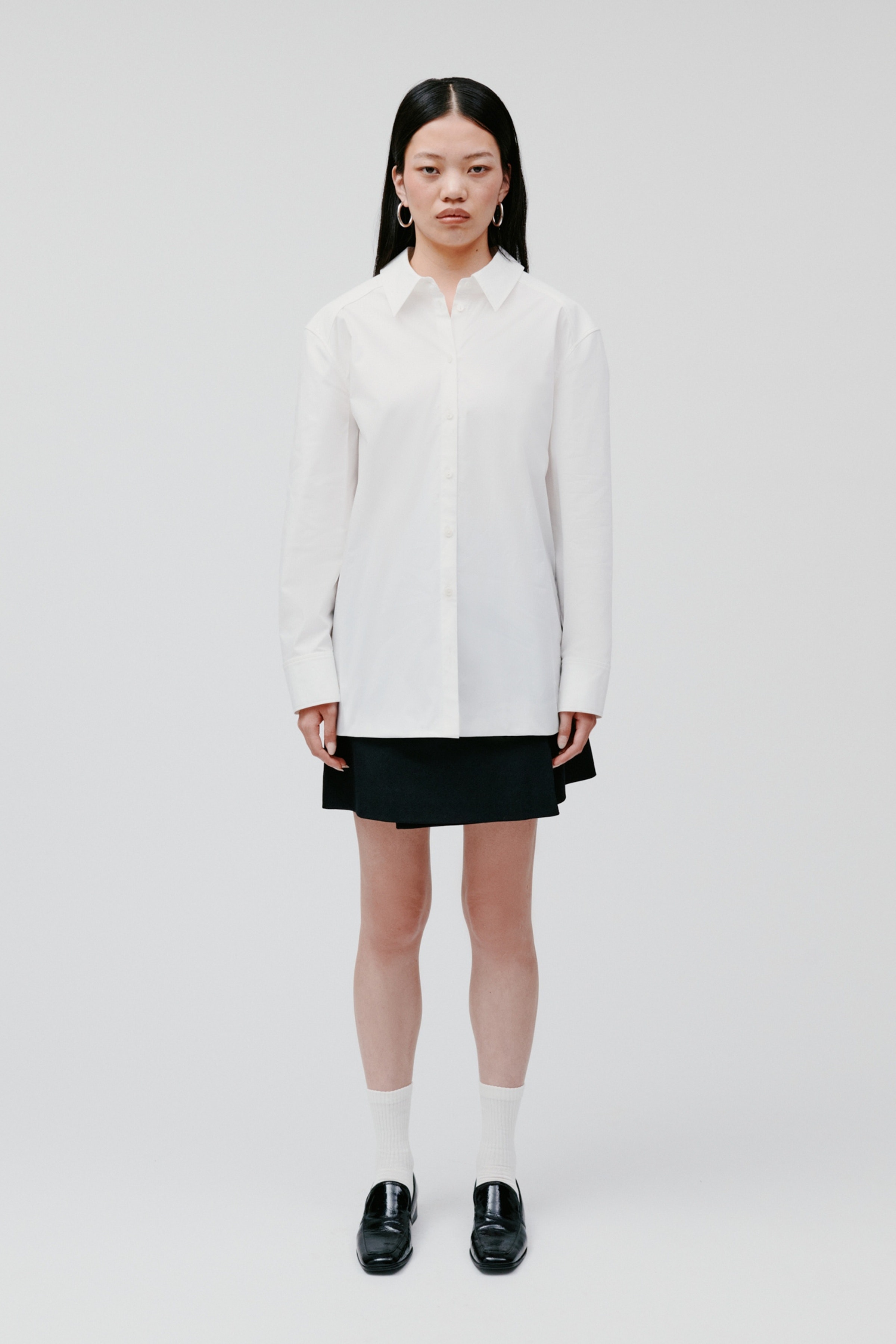 EMORY BLOUSE LOOKBOOK FRONT 30600575-WH001