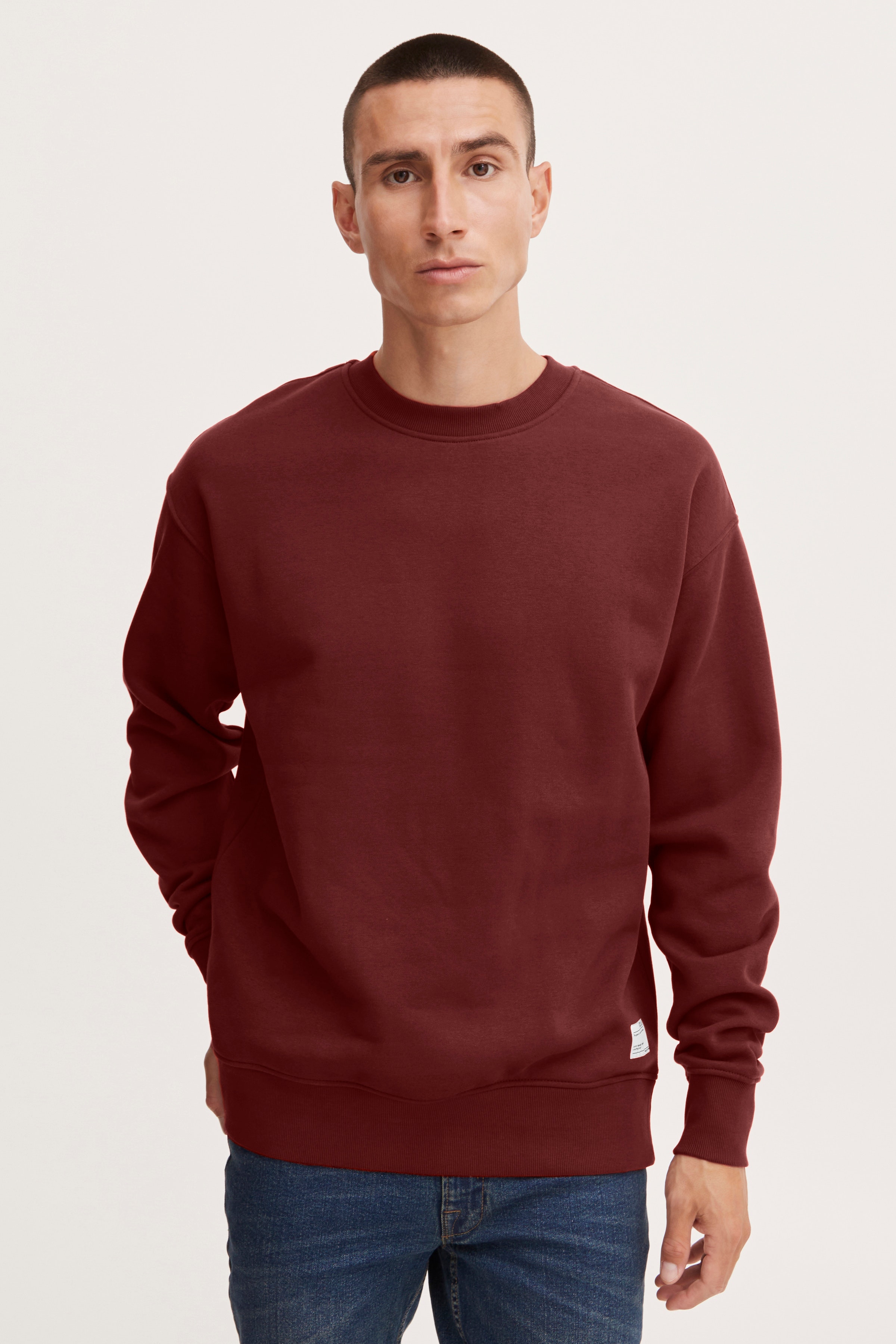 SDLENZ Sweatshirt LOOKBOOK FRONT 21107419-191525