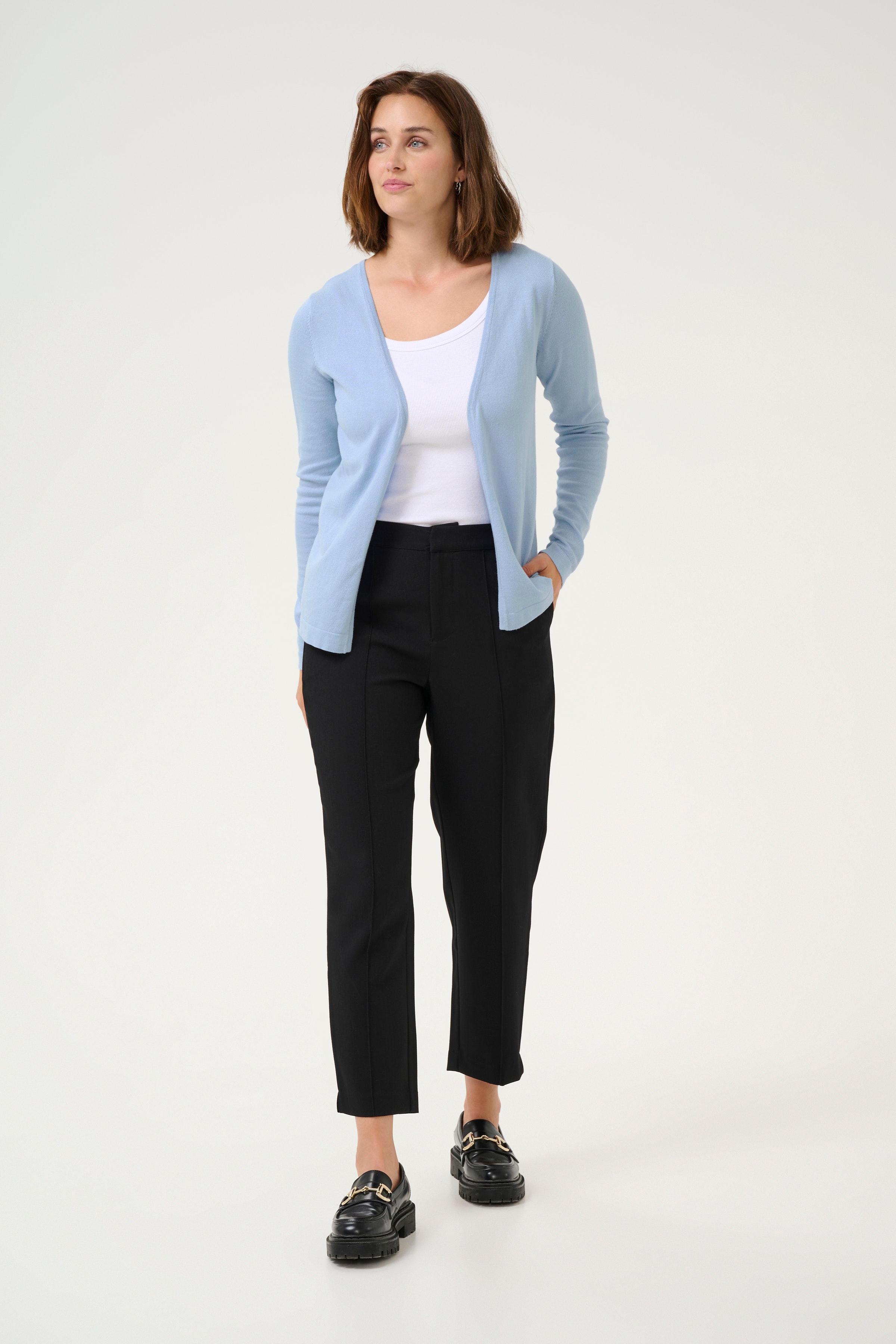 KAfenia Cardigan LOOKBOOK FRONT 10551503-164016