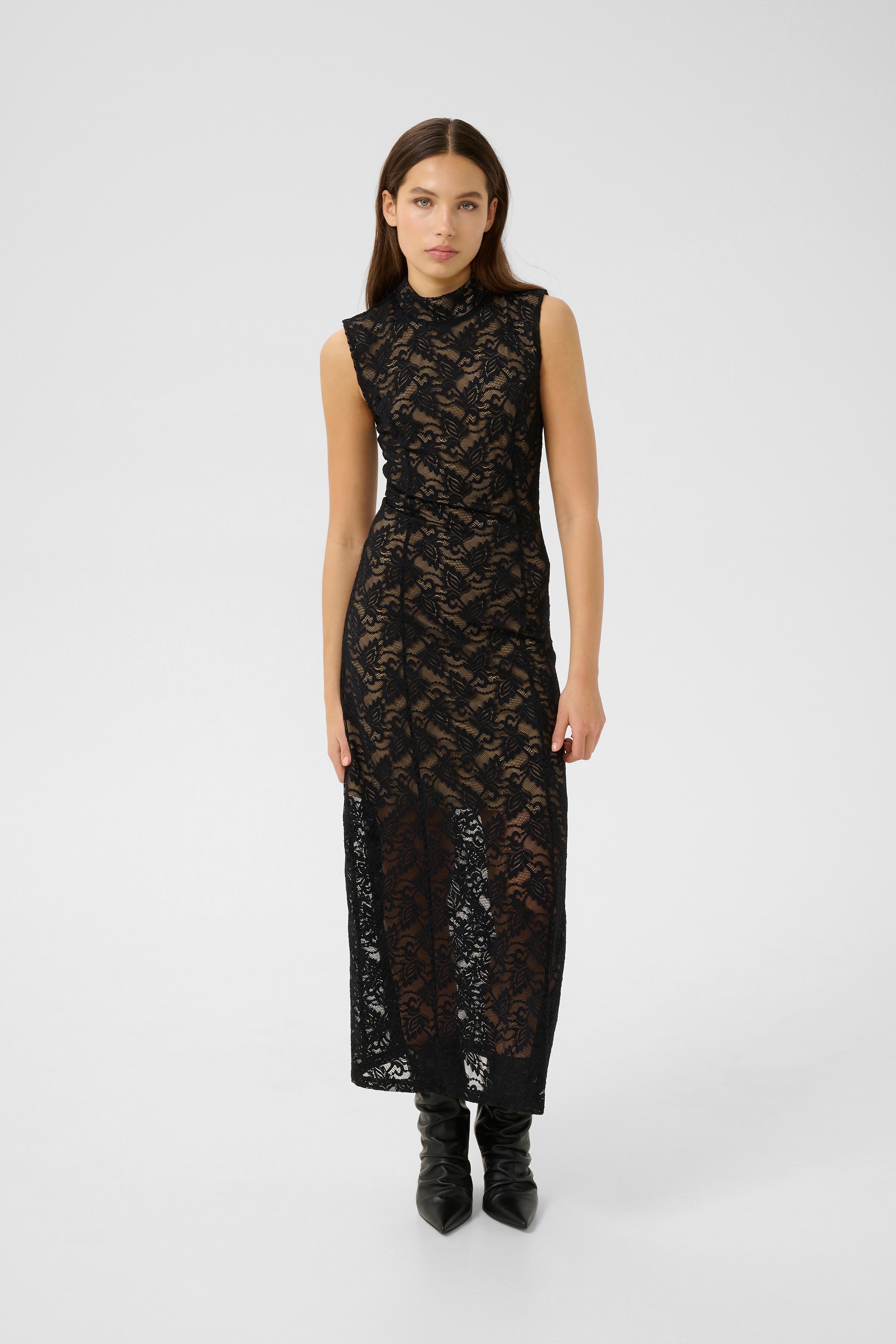 GZtania Dress LOOKBOOK FRONT 10910677-100017