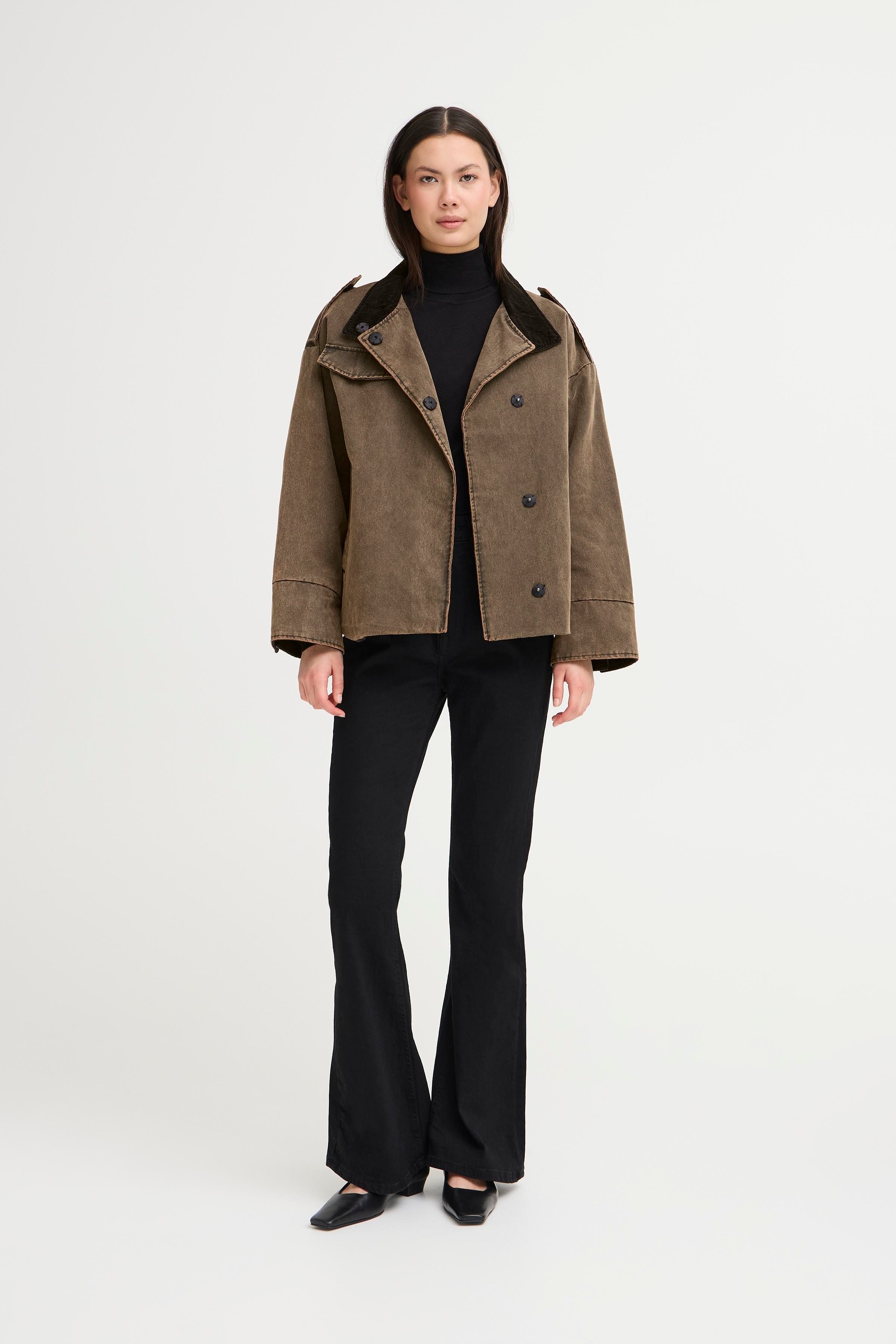 IHFAZOLA Ytterplagg LOOKBOOK FRONT 20123117-205141