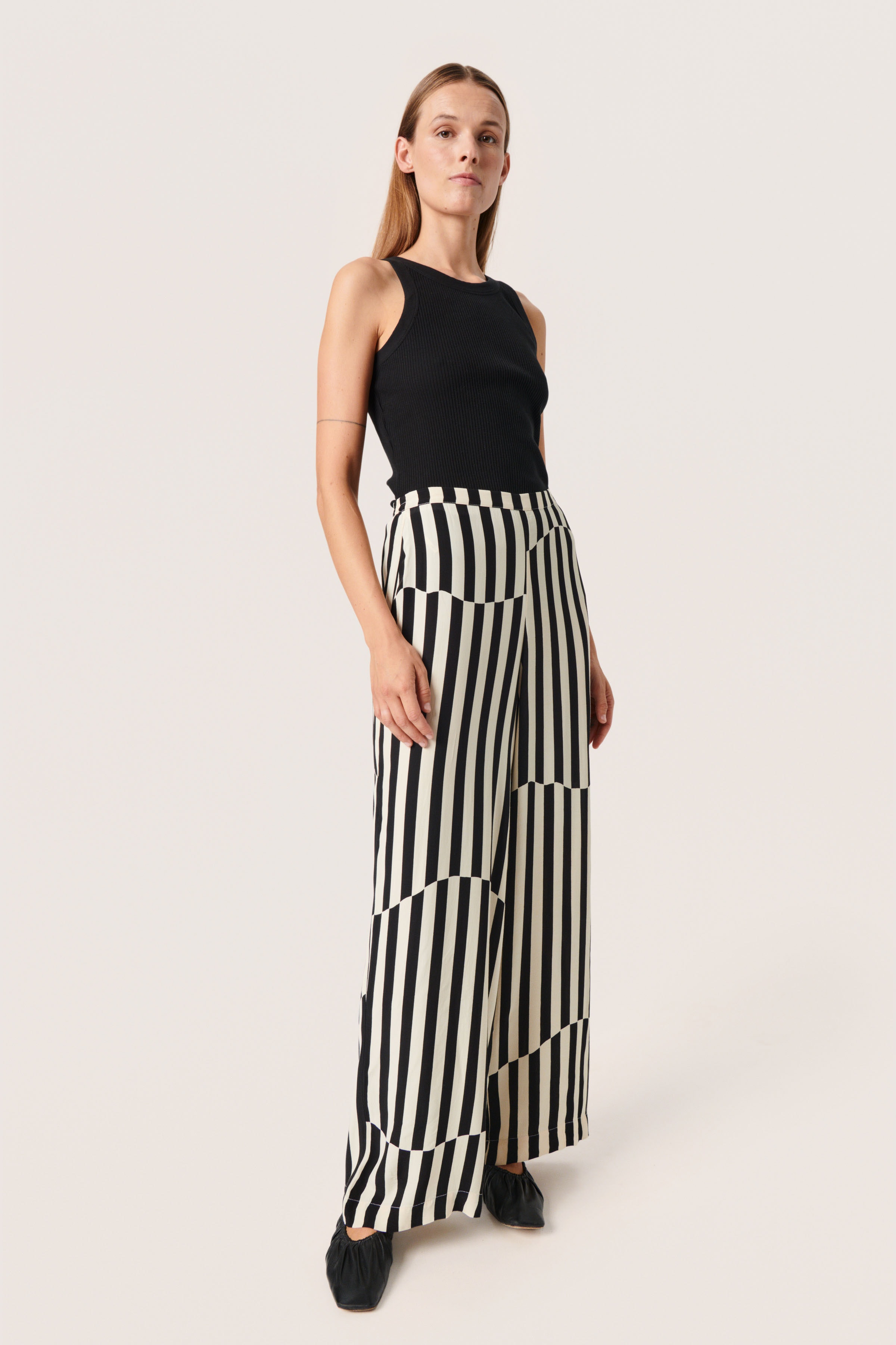 SLMolly Trousers LOOKBOOK FRONT 30407285-302691