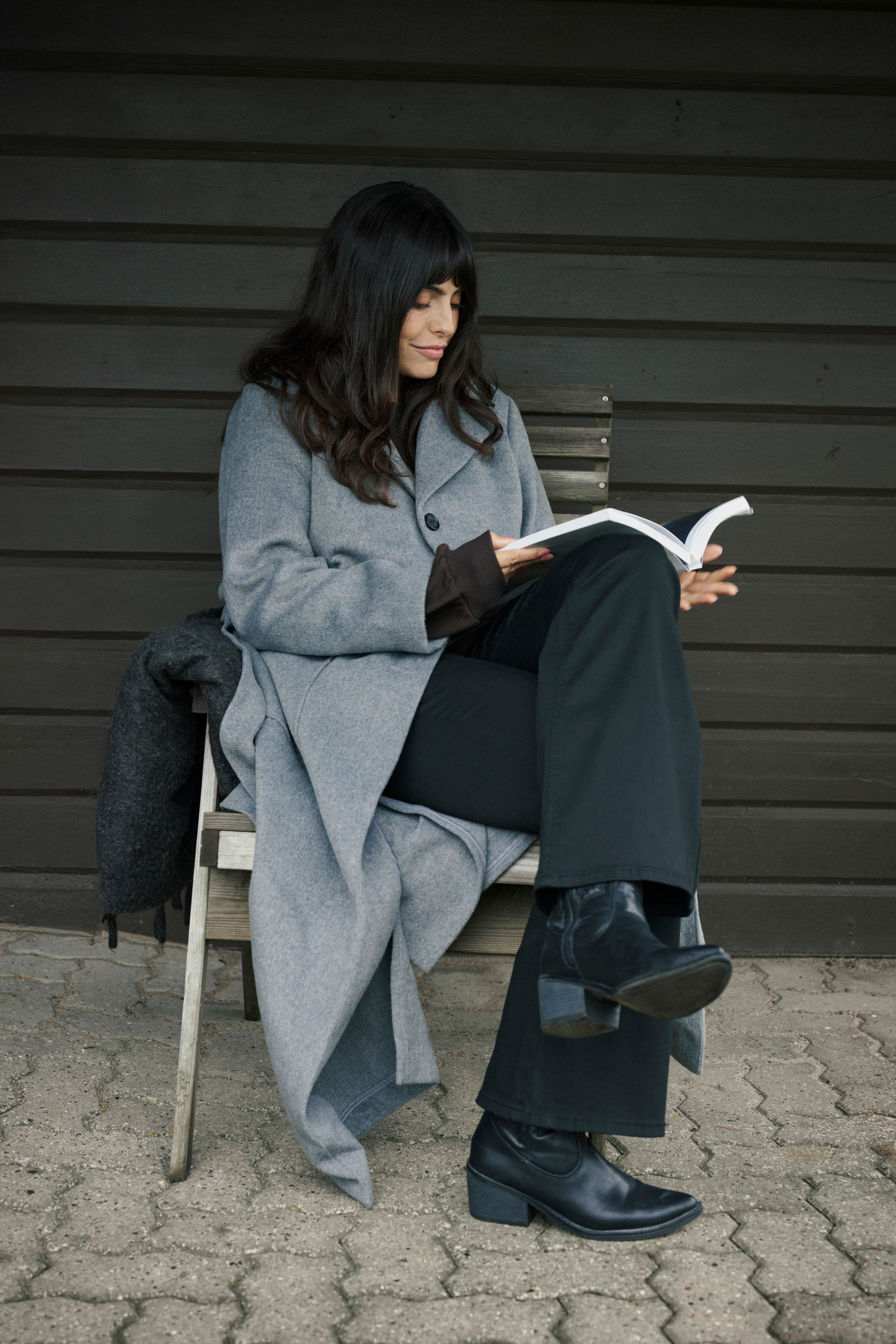 KCelina Mantel LOCATION NONE 10583491-100123