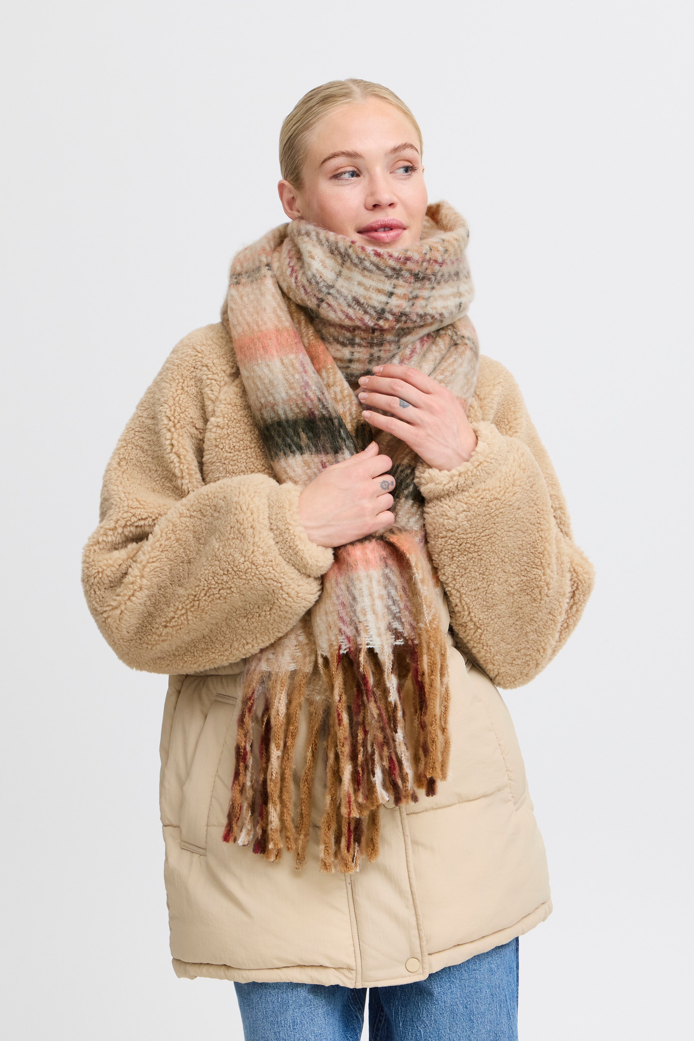 BAWILDE Tuch LOOKBOOK FRONT 20815430-203342