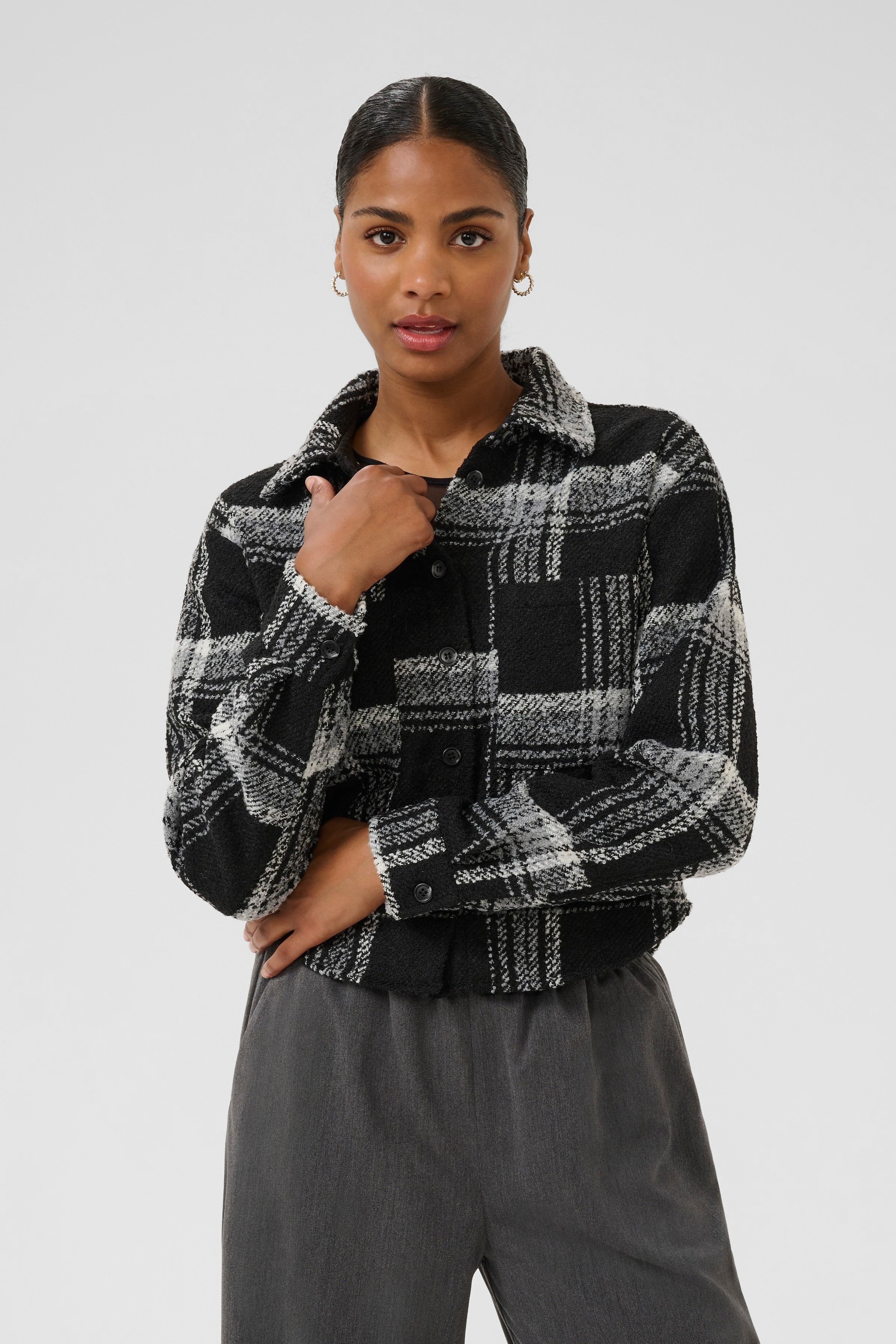 KAlily Hemd LOOKBOOK FRONT 10510886-108577