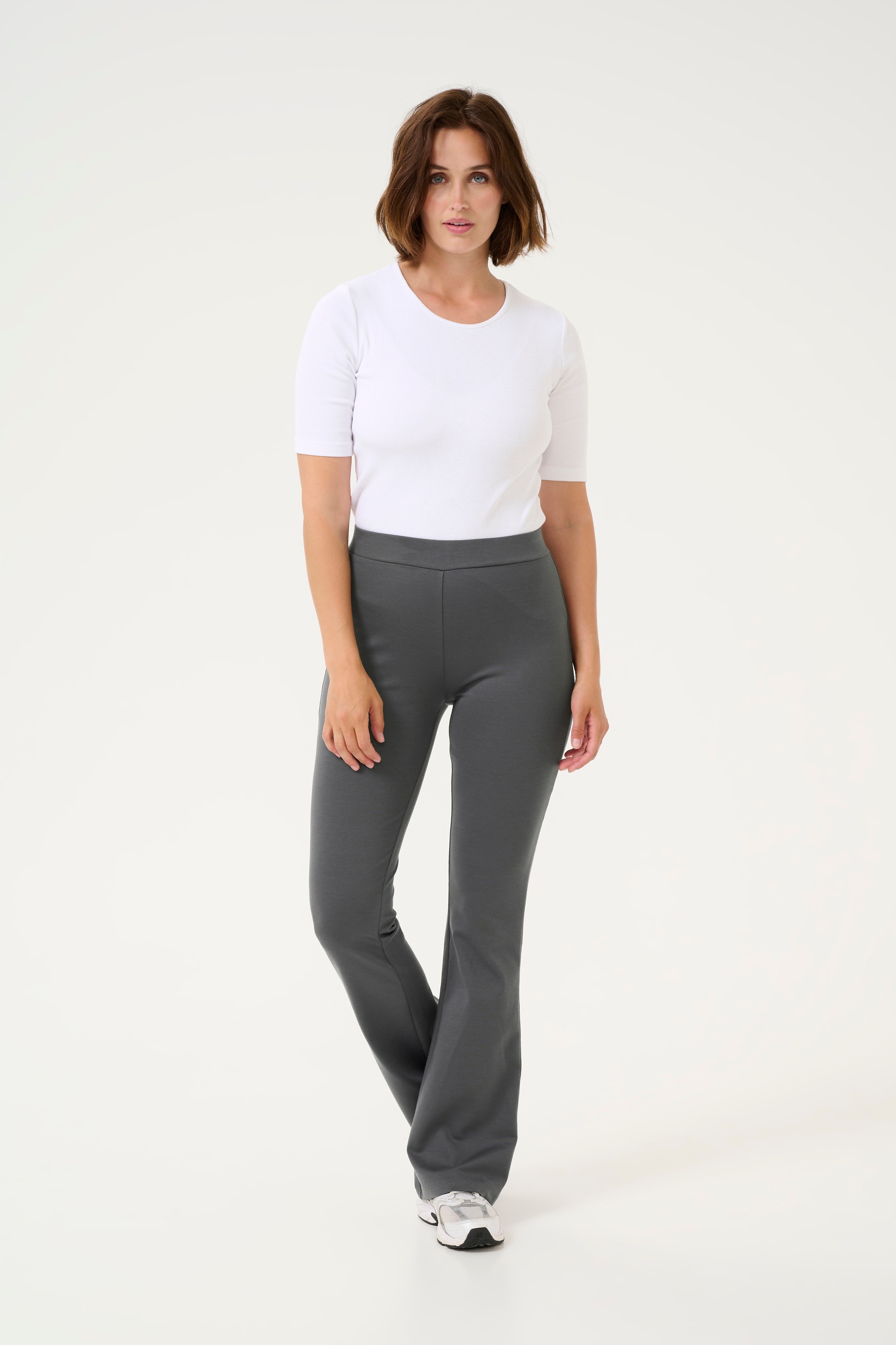 KAjenny Trousers LOOKBOOK FRONT 10509071-190205