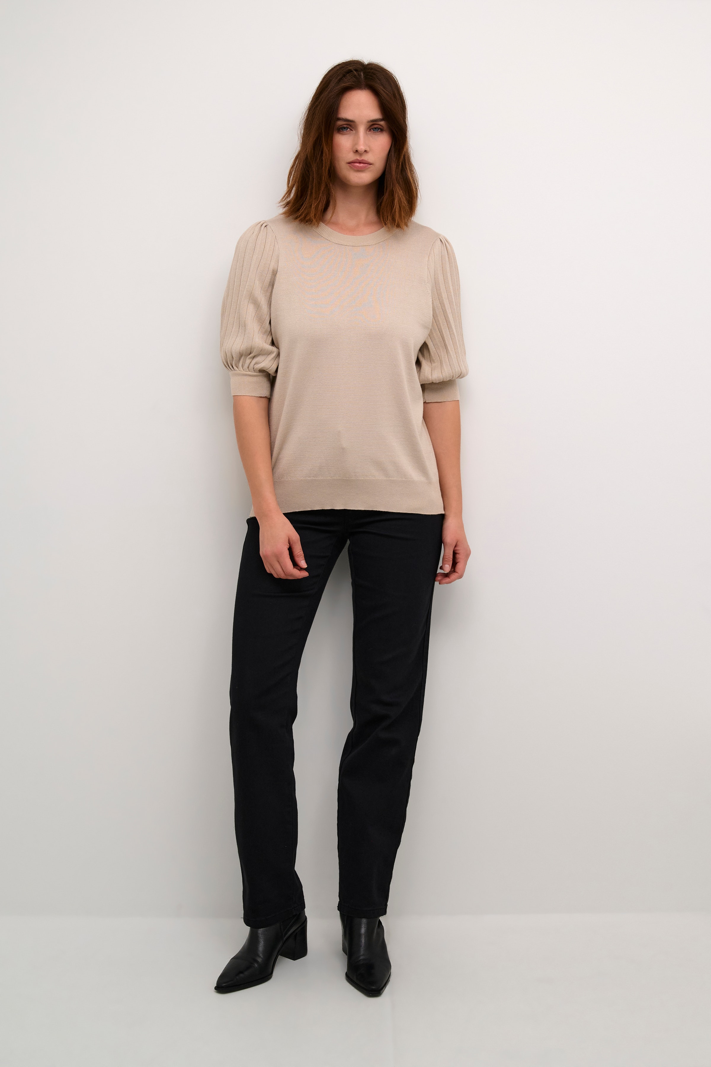 KAlone Pullover LOOKBOOK FRONT 10508368-151305