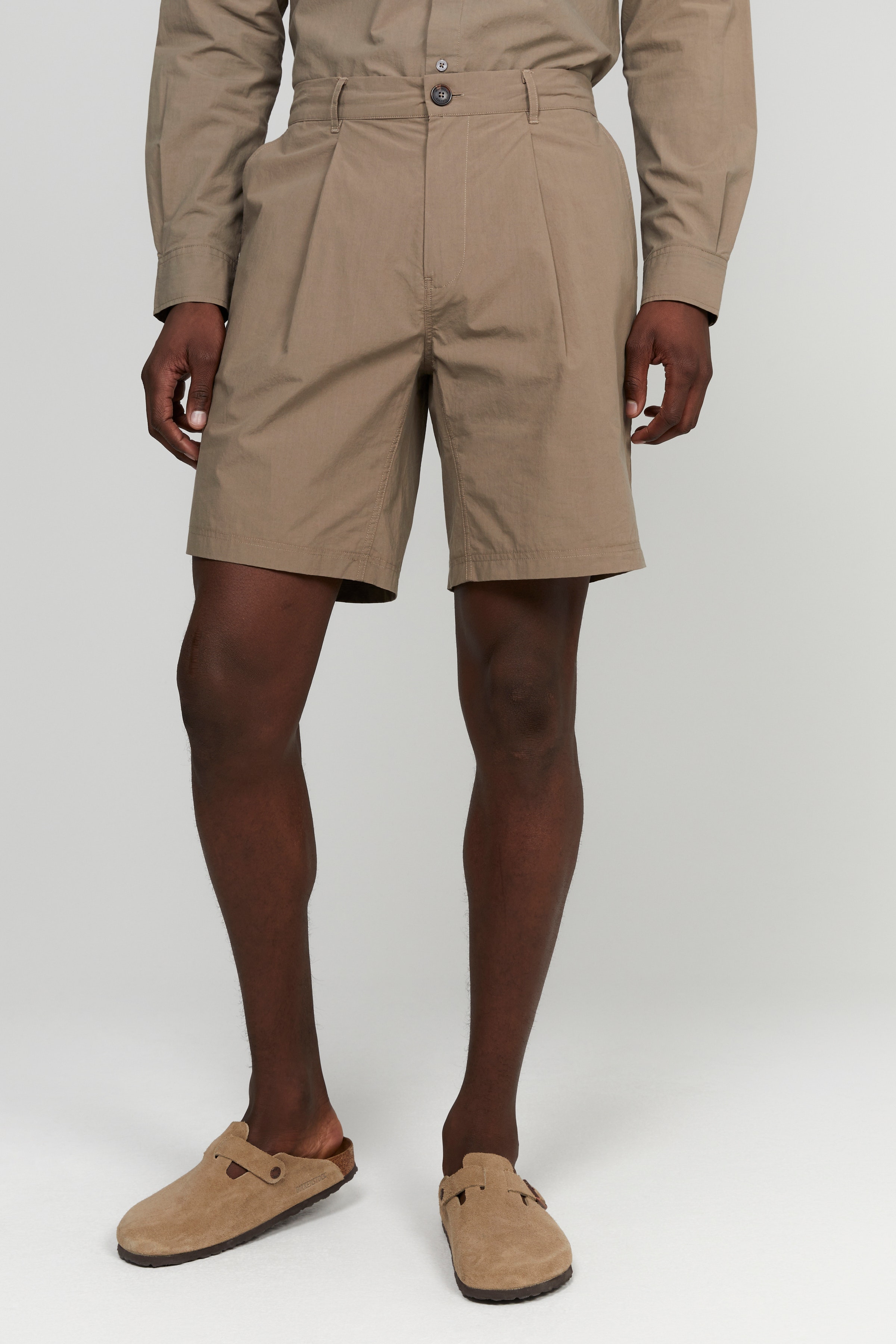 MAhart Shorts LOOKBOOK FRONT 30206749-181112