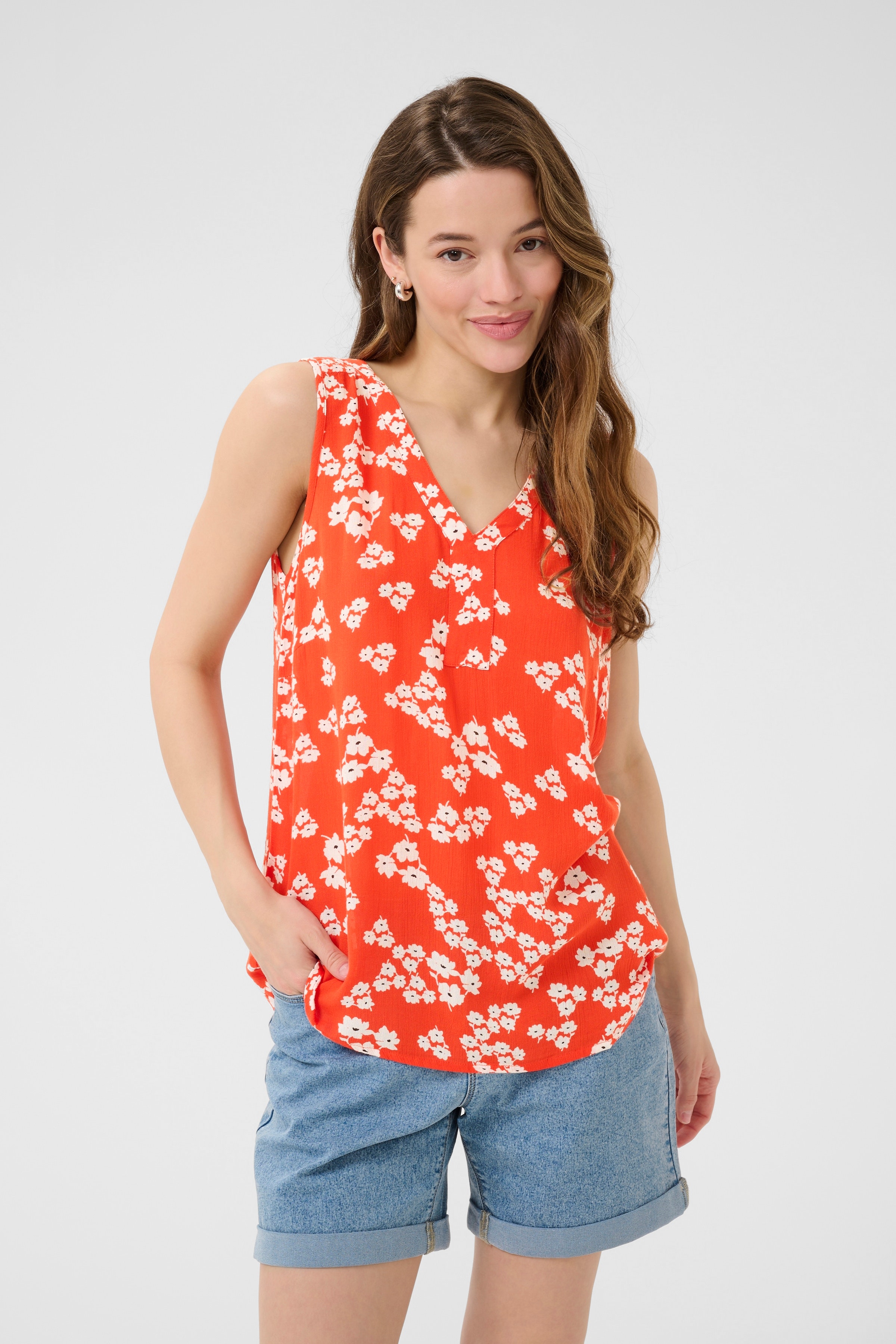 KAamber Top LOOKBOOK FRONT 10508255-107593