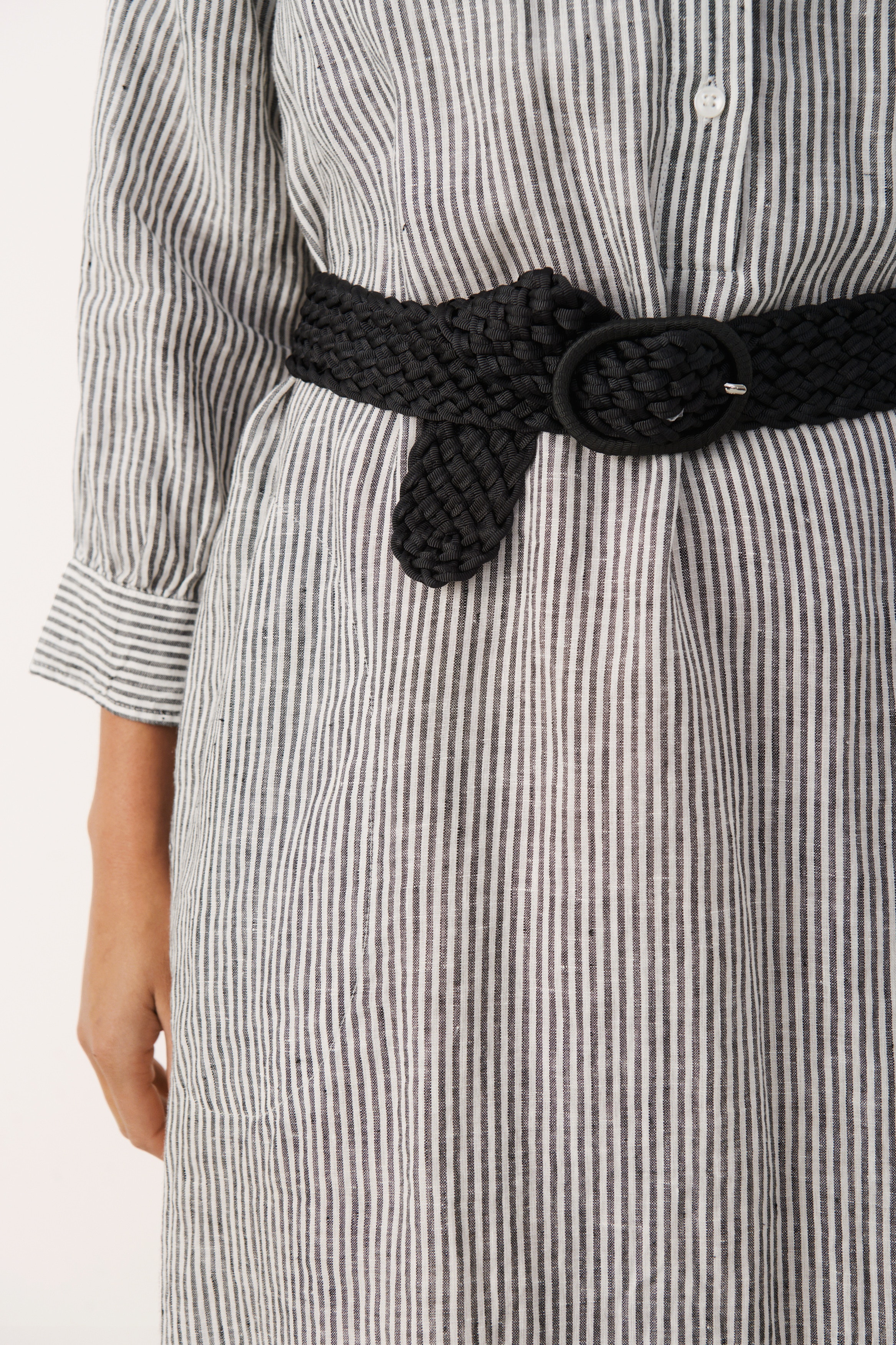 PiyaPW Belt LOOKBOOK DETAIL 30306886-194008