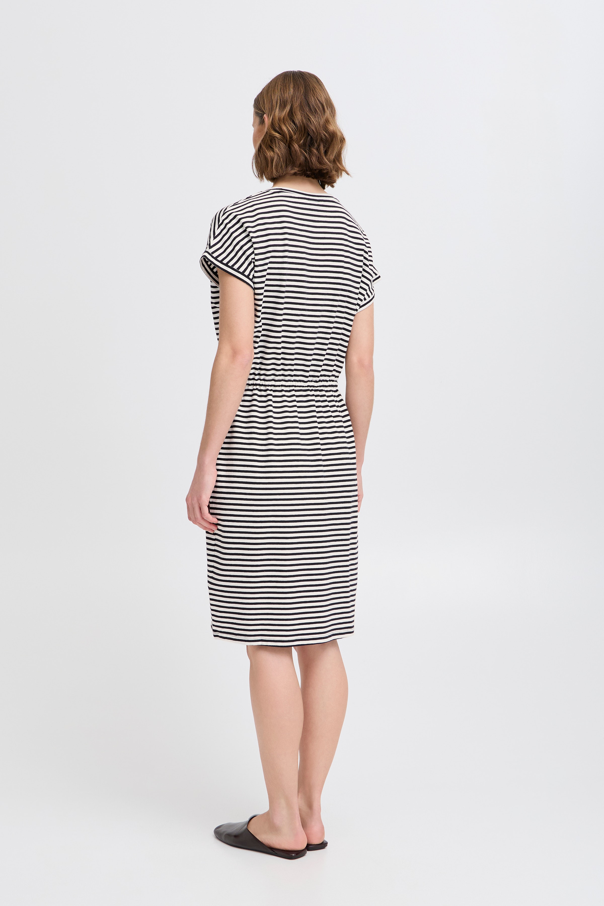BYPANDINNA Kleid LOOKBOOK BACK 20816852-204753