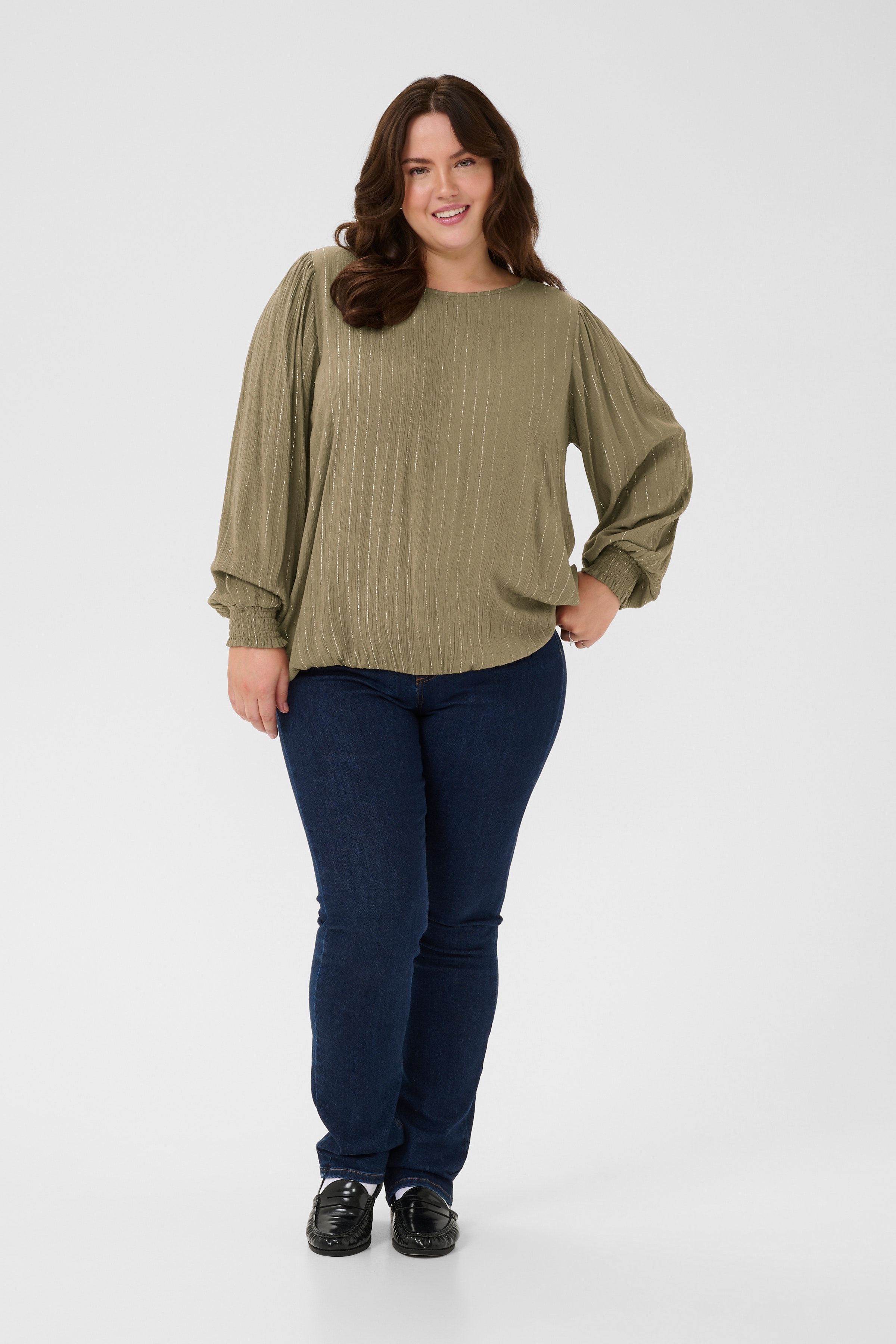 KClio Bluse LOOKBOOK FRONT 10582786-190808