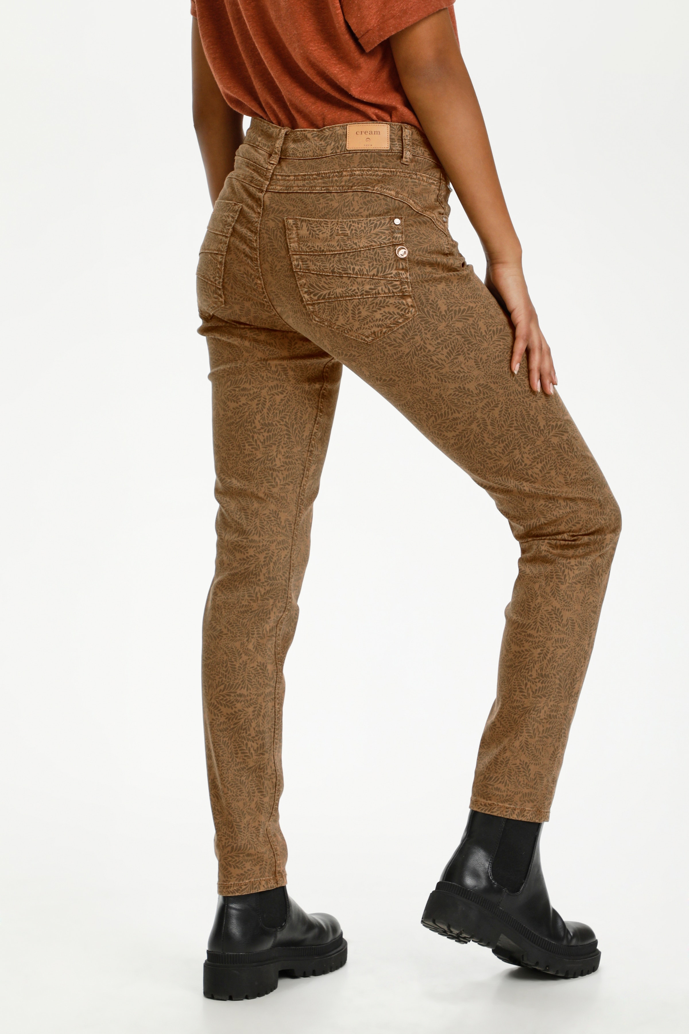 CRLotte Printed Twill Pant - Coco Fit LOOKBOOK BACK 10608248-101444