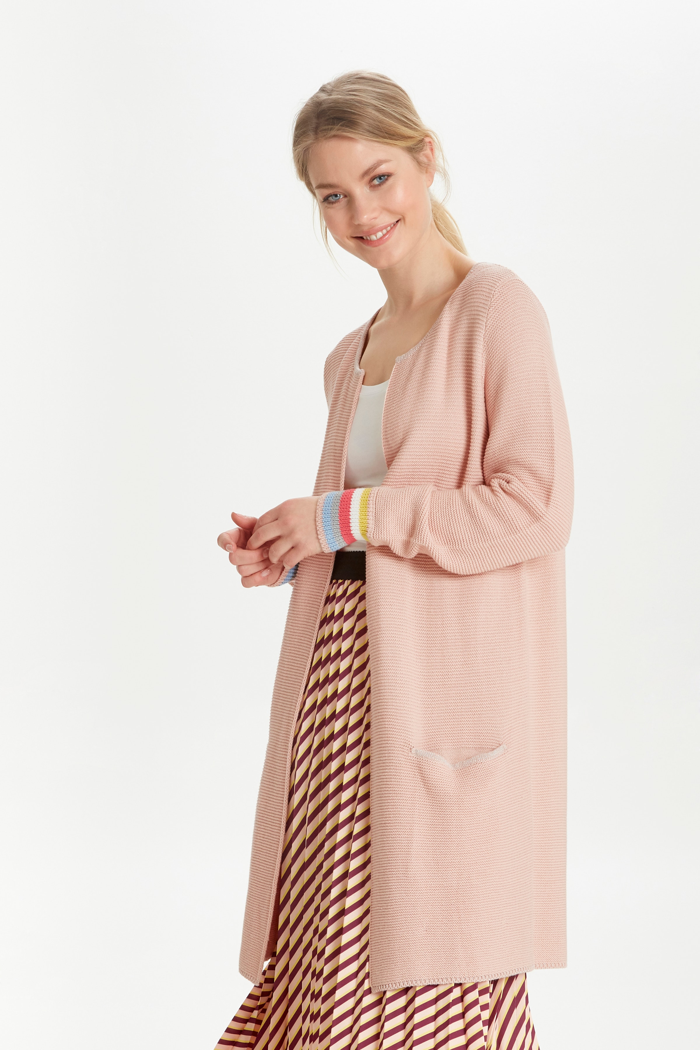 Knitted cardigan LOOKBOOK FRONT 20805720-80060
