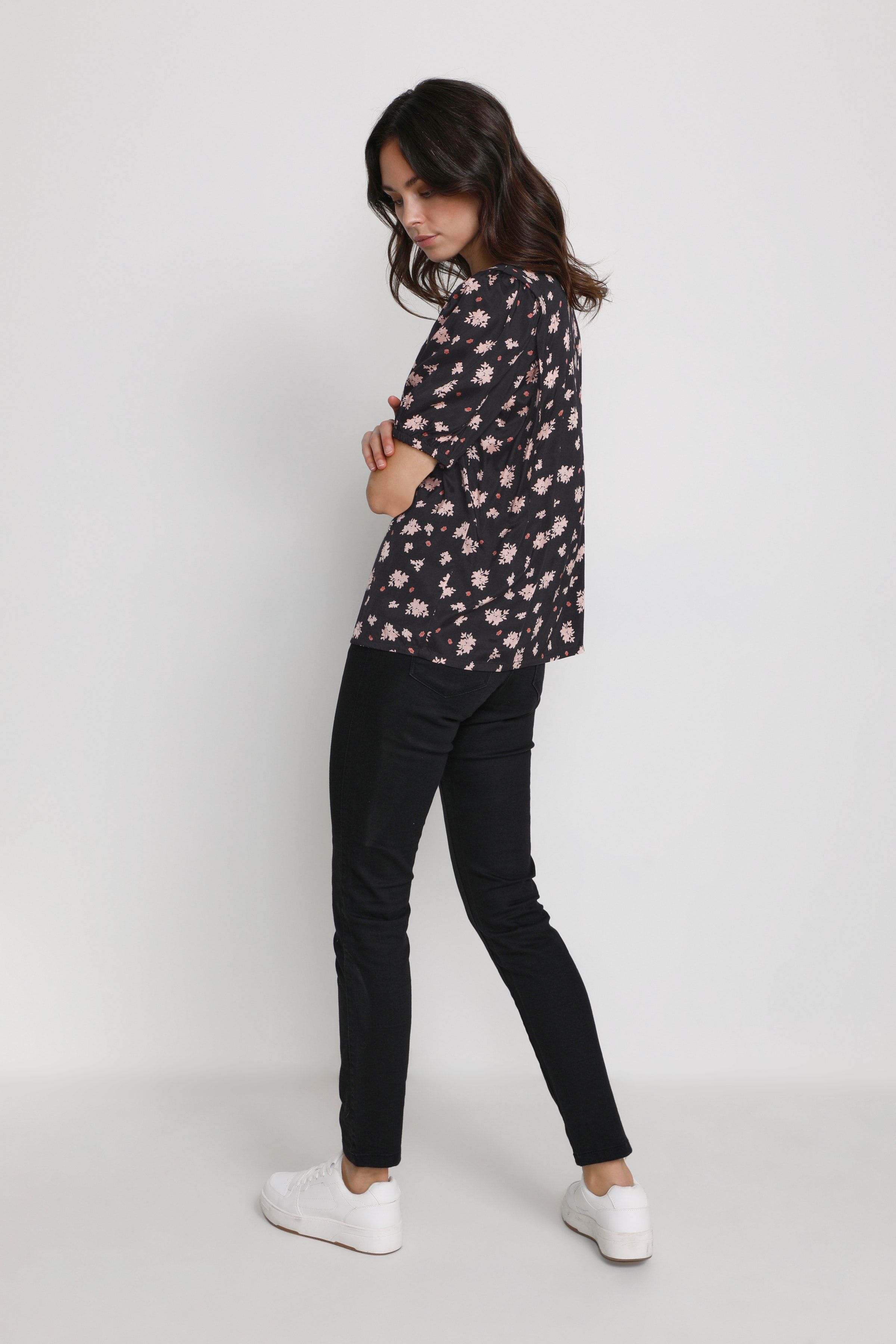 KAtessa Blouse LOOKBOOK BACK 10506219-102346